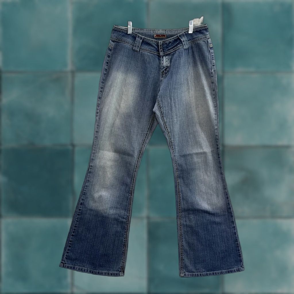 Vintage VINTAGE Y2K Jeans Bootcut Flare Low Mid Rise Burnout Pocketless 10/29 Womens Jeans Blue Size 32" / US 10 / IT 46 - 1 Thumbnail