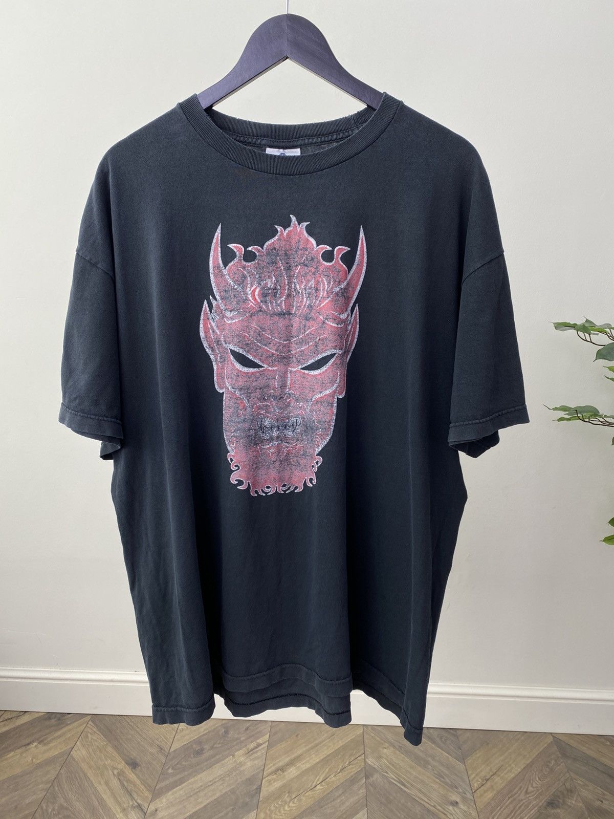 WWE Vintage 00s The Undertaker T-Shirt Big Evil Red Devil WWE Size US XXL / EU 58 / 5 - 2 Thumbnail