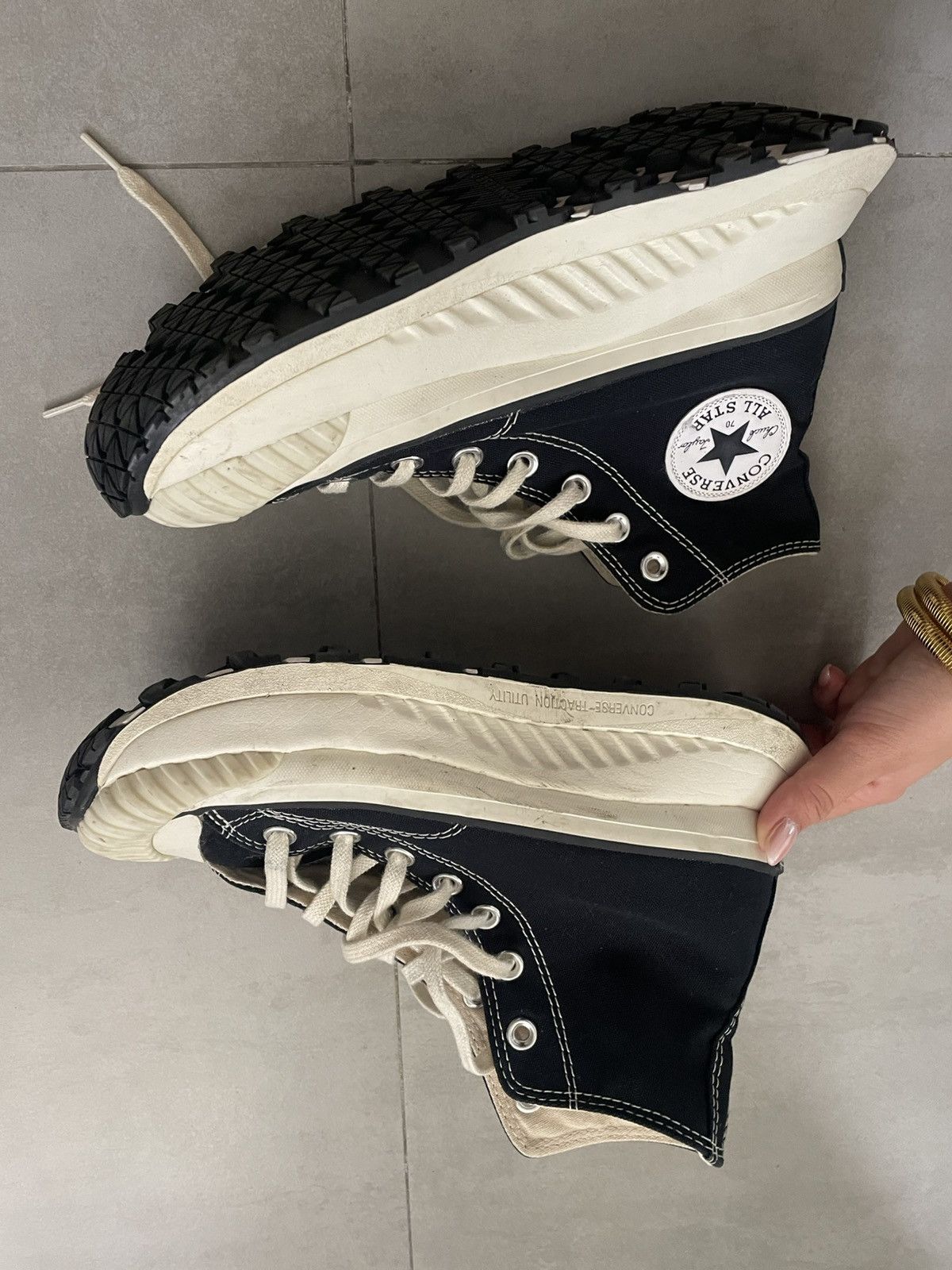 Converse Converse Chuck Taylor 70 Hi AT-CX Sz 7 Women's Black Sneaker Size US 7 / IT 37 - 2 Thumbnail