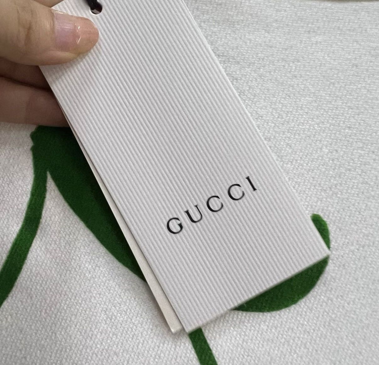 Gucci GUCCI Cherry GG Print Sweatshirt J41 Size US M / EU 48-50 / 2 - 4 Thumbnail