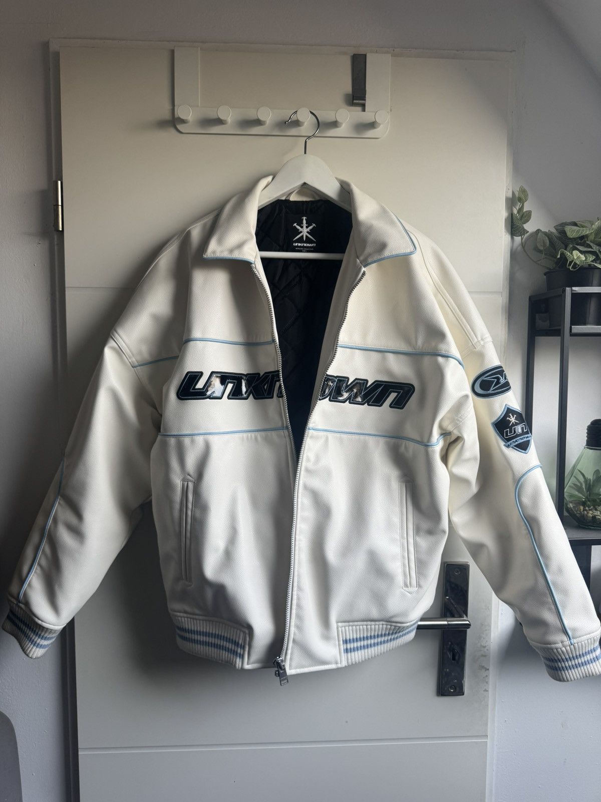 Unknown London Unknown London 4L Leatherjacket Size US L / EU 52-54 / 3 - 1 Thumbnail