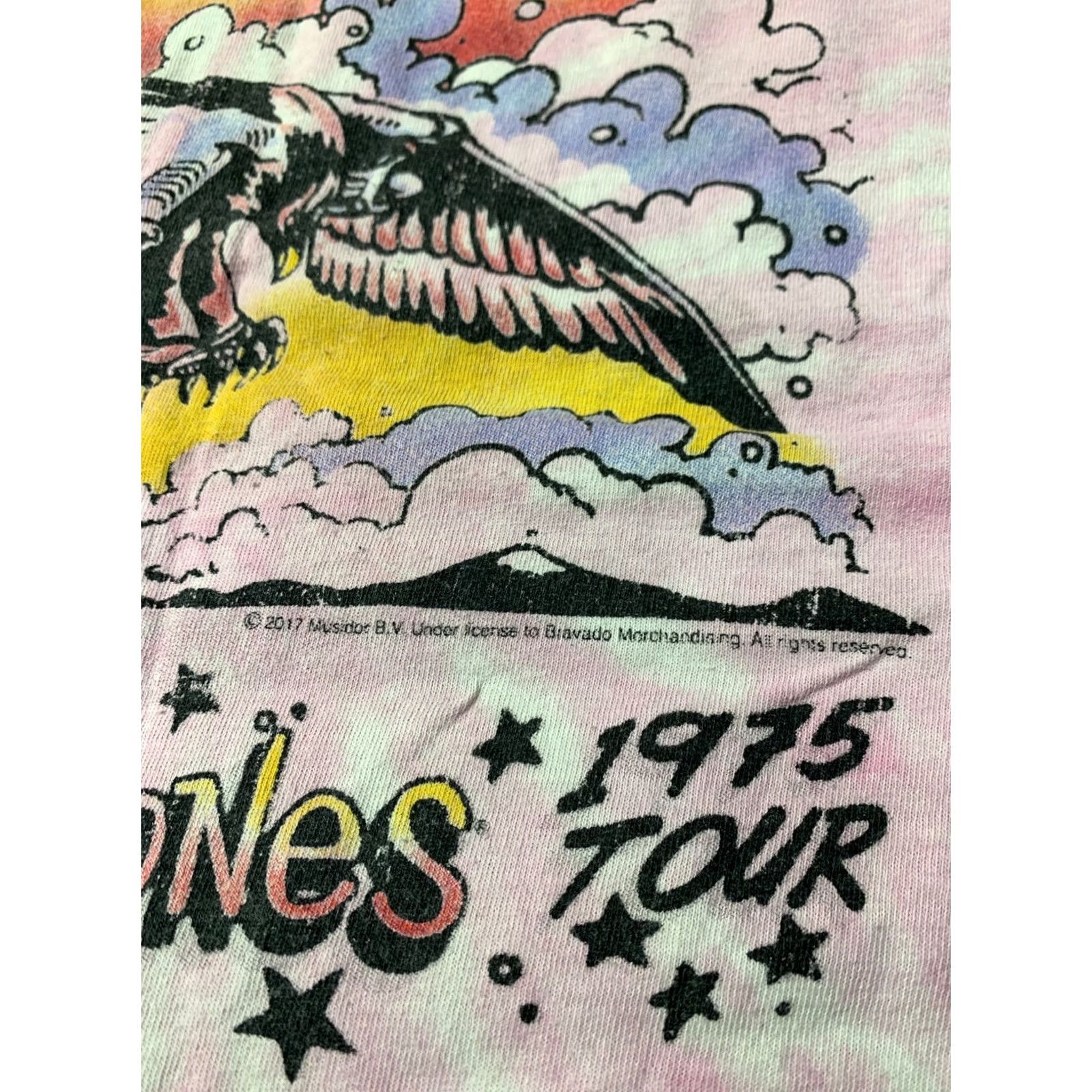 Vintage Nike The Rolling Stones Tour 1975 2017 Men Shirt Jersey Tee Official Product Size S Pink White Tee Shirt Mens Size US S / EU 44-46 / 1 - 4 Thumbnail
