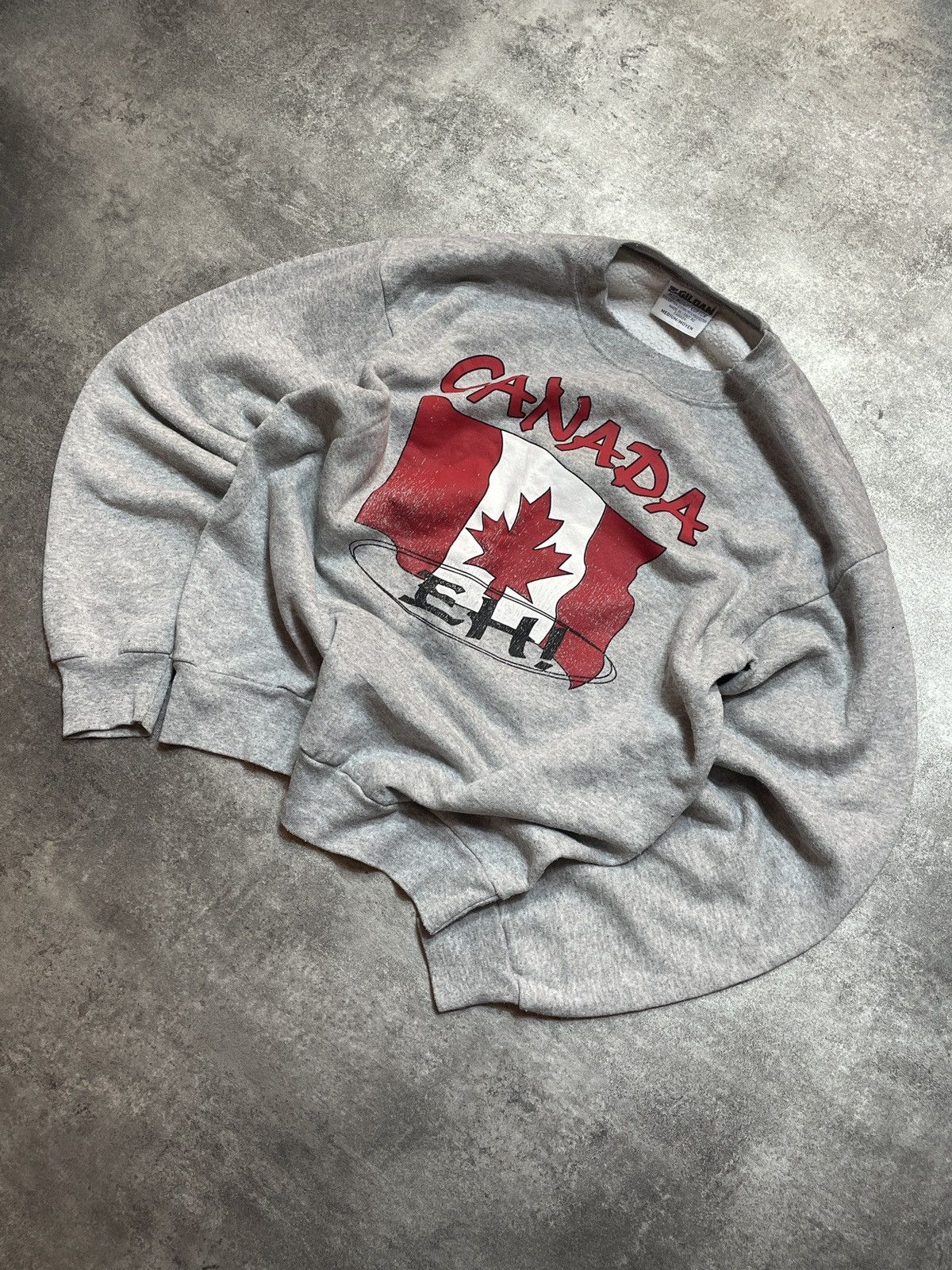 Vintage 🔥RARE🔥Vintage 90s Gildan Made In Canada Sweatshirt Boxy Size US M / EU 48-50 / 2 - 3 Thumbnail