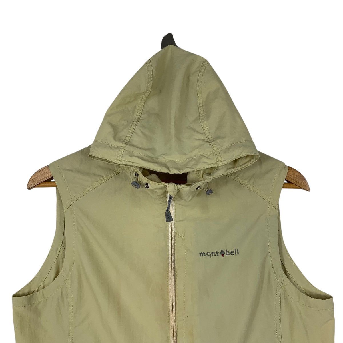 Montbell MONTBELL Outdoor Sportswear Hoodie Vest Jacket Sleeveless Size US L / EU 52-54 / 3 - 4 Thumbnail
