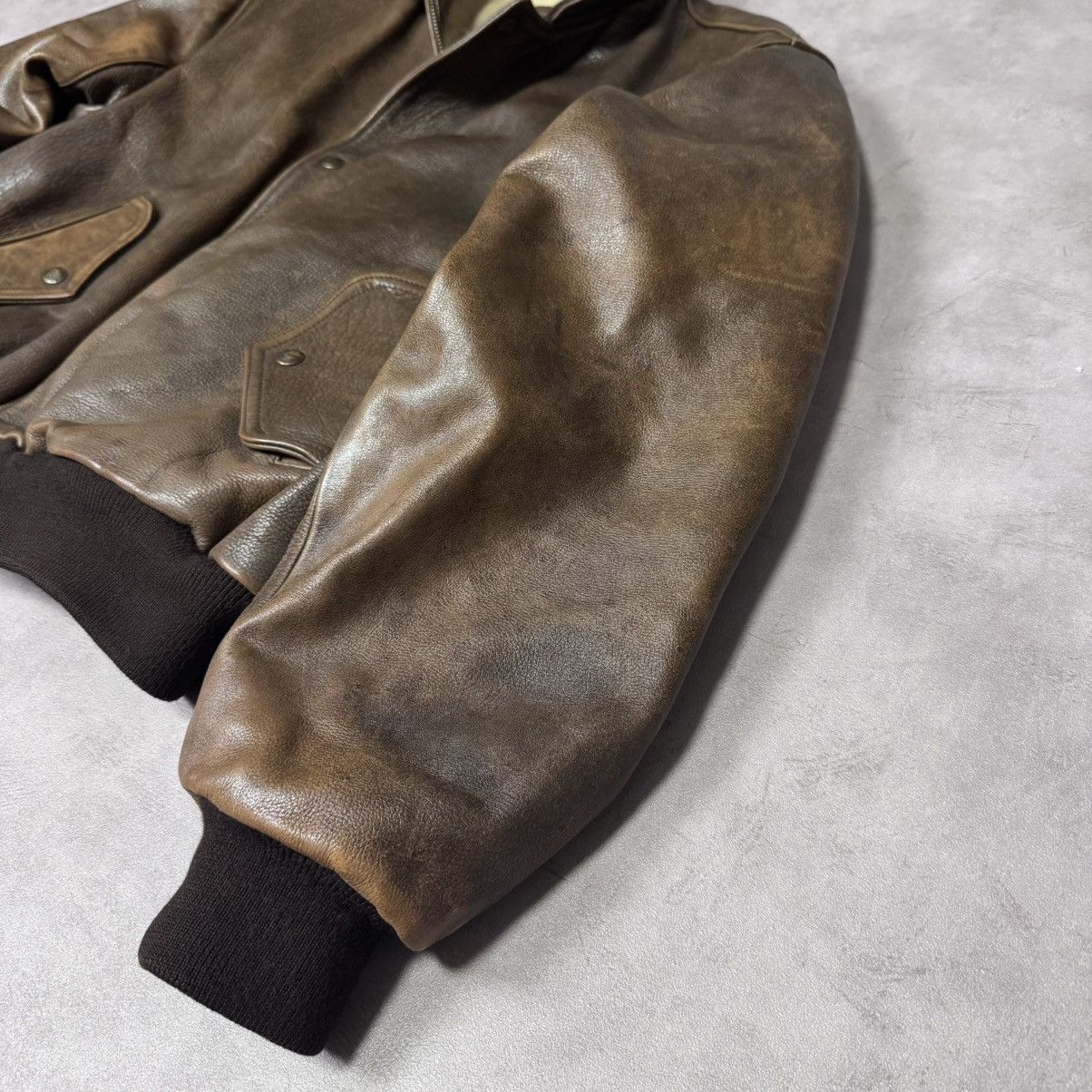 Chevignon Vintage Chevignon Leather Bomber Jacket Aviator Flight A-2 Size US M / EU 48-50 / 2 - 9 Thumbnail