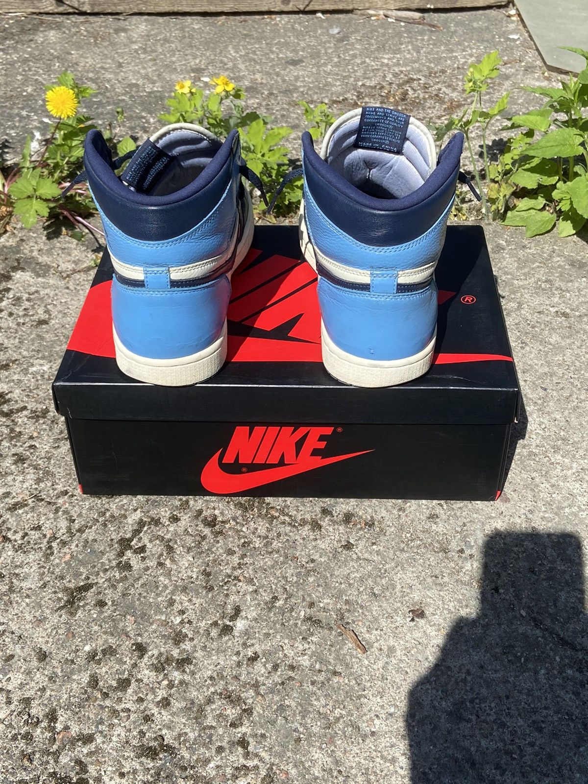 Jordan Brand Jordan 1 Obsidian Size US 10.5 / EU 43-44 - 4 Thumbnail