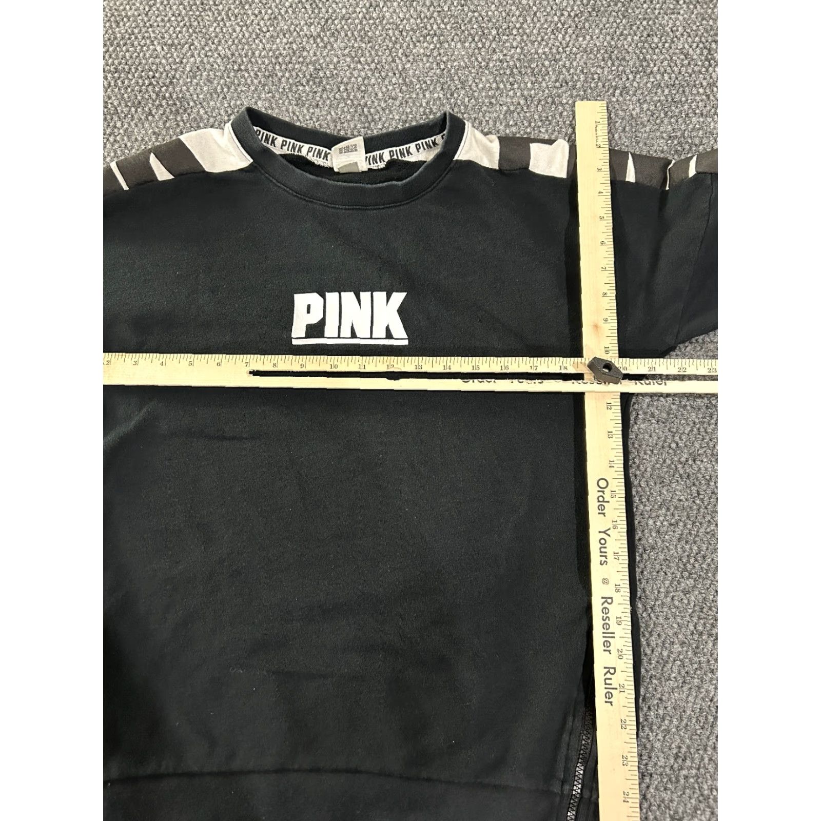 Victoria's Secret Victoria's Secret PINK Sweatshirt Woman Small Black Logo Side Zip Pullover 1/4 Zip Raglan Sleeve Mock Neck Size S / US 4 / IT 40 - 5 Thumbnail