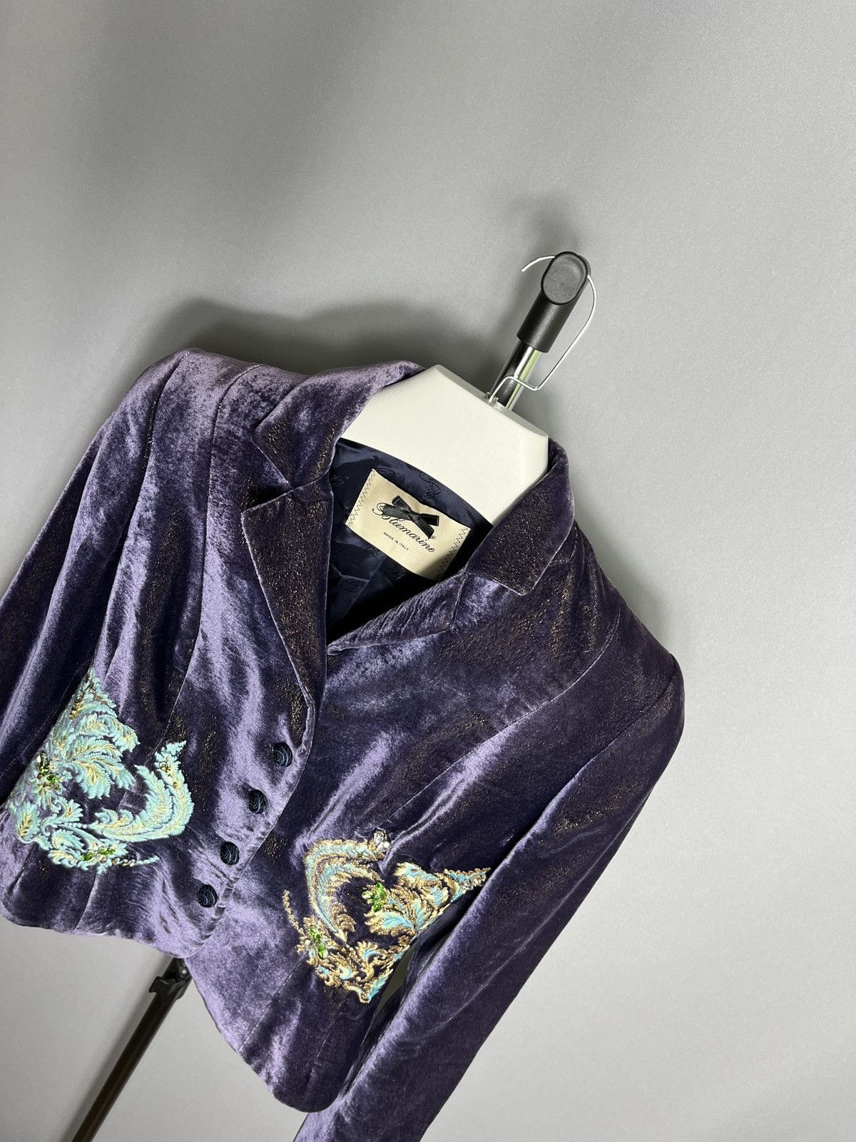 Blumarine blumarine jacket blazer embroidery flowers rayon purple velv Size S / US 4 / IT 40 - 3 Thumbnail