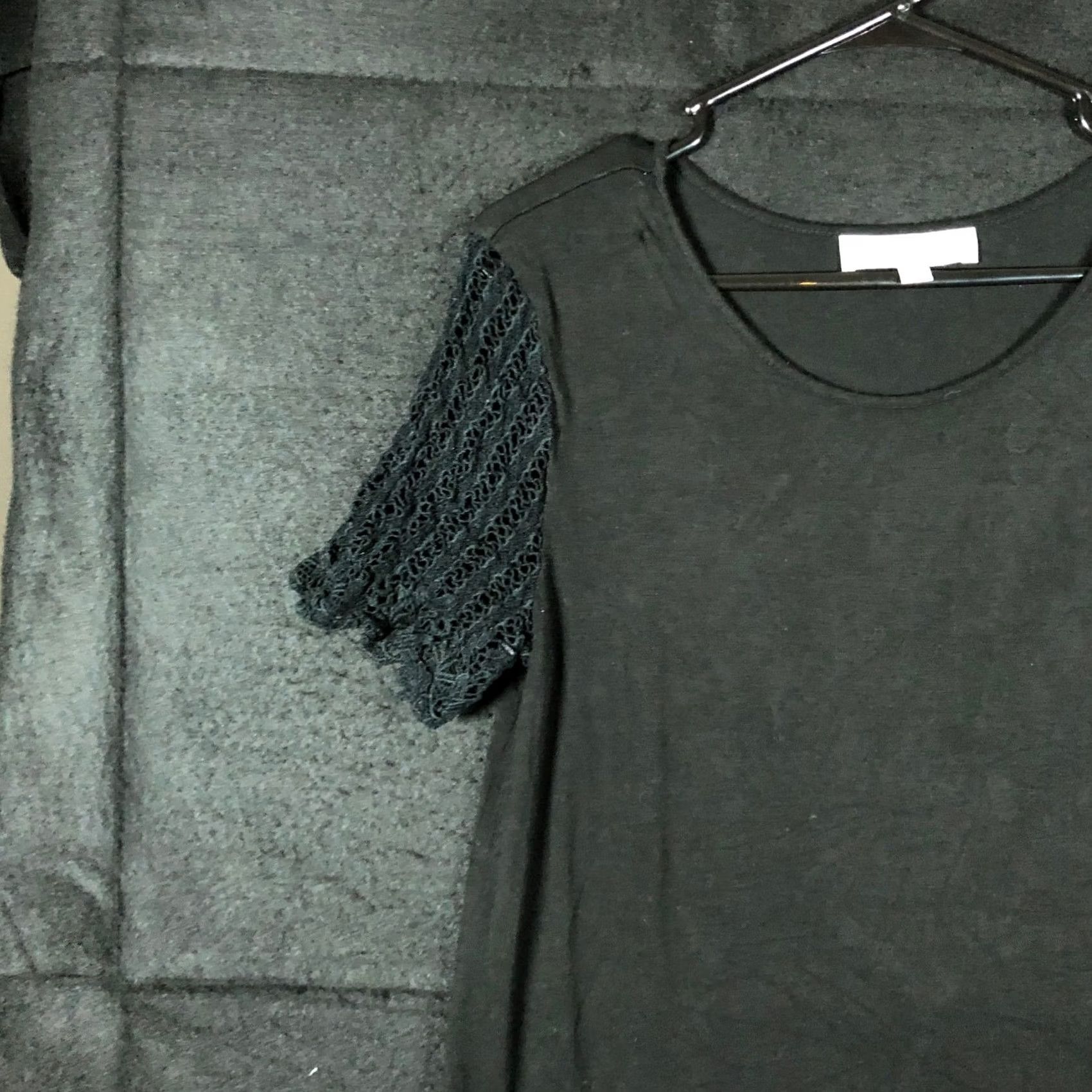 Loft LOFT Womens Shirt Black Crochet Short Sleeve Scoop Neck Stretch Small Shirt Size S / US 4 / IT 40 - 4 Thumbnail