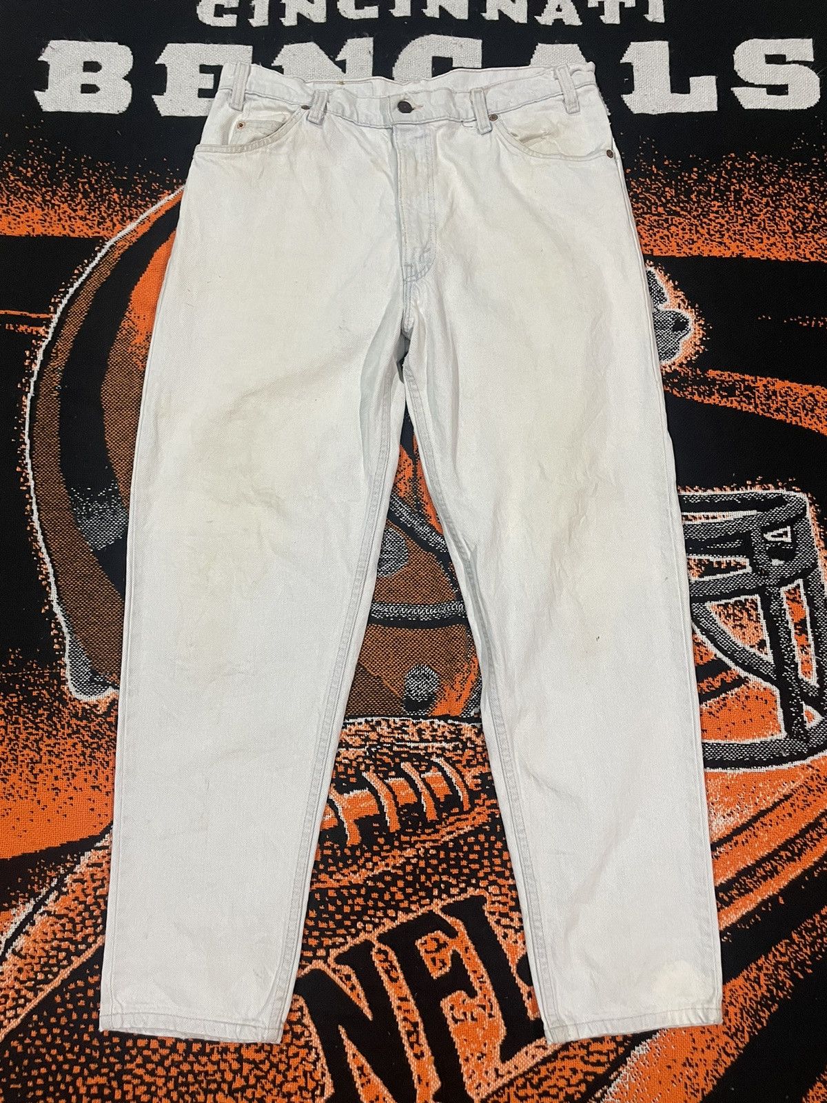 Image of Levis x Vintage Levi’S 550 Relaxed Fit Jeans Pants Button 575 90's in White, Men's (Size 35)