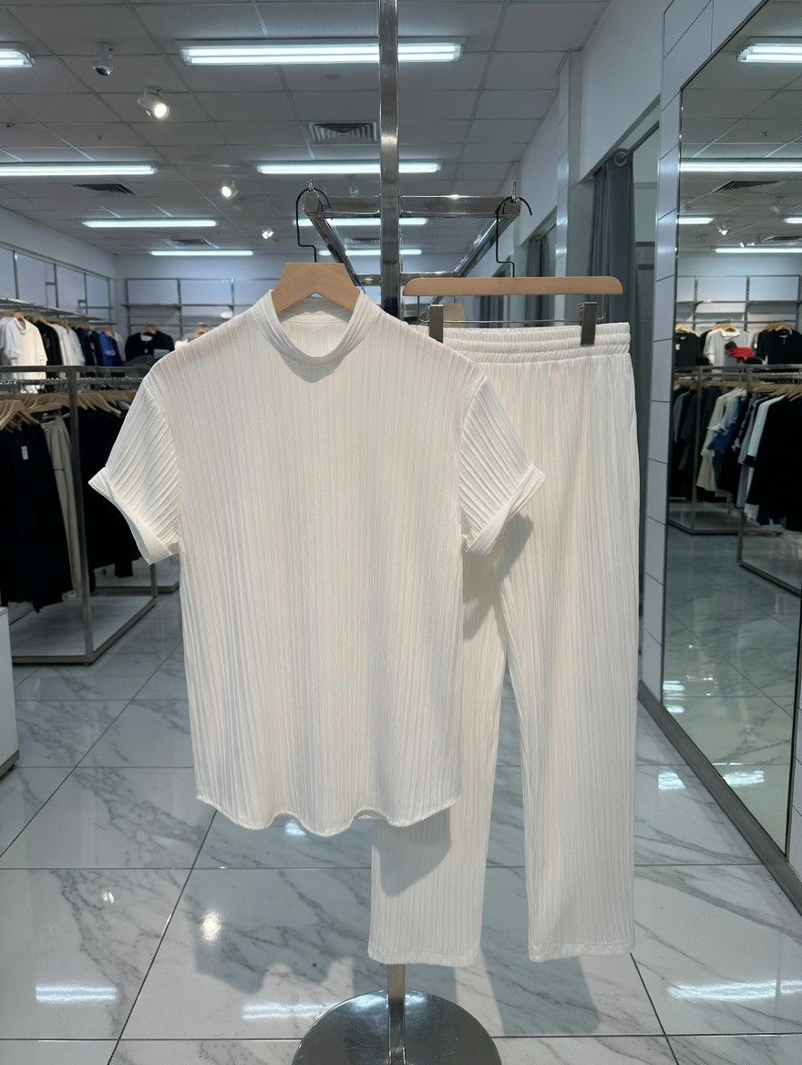 Other Completo Uomo Bianco Plissettato Camicia + Pantaloni - M Size US M / EU 48-50 / 2 - 2 Thumbnail