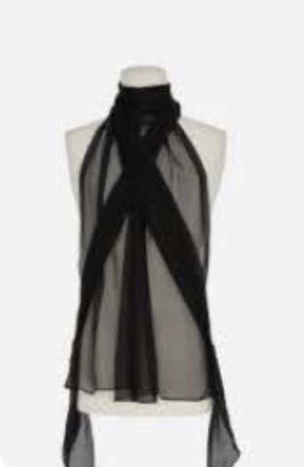 Saint Laurent Paris Top Grand Lavaliere Dos Nu Mou Size US S / EU 44-46 / 1 - 1 Preview