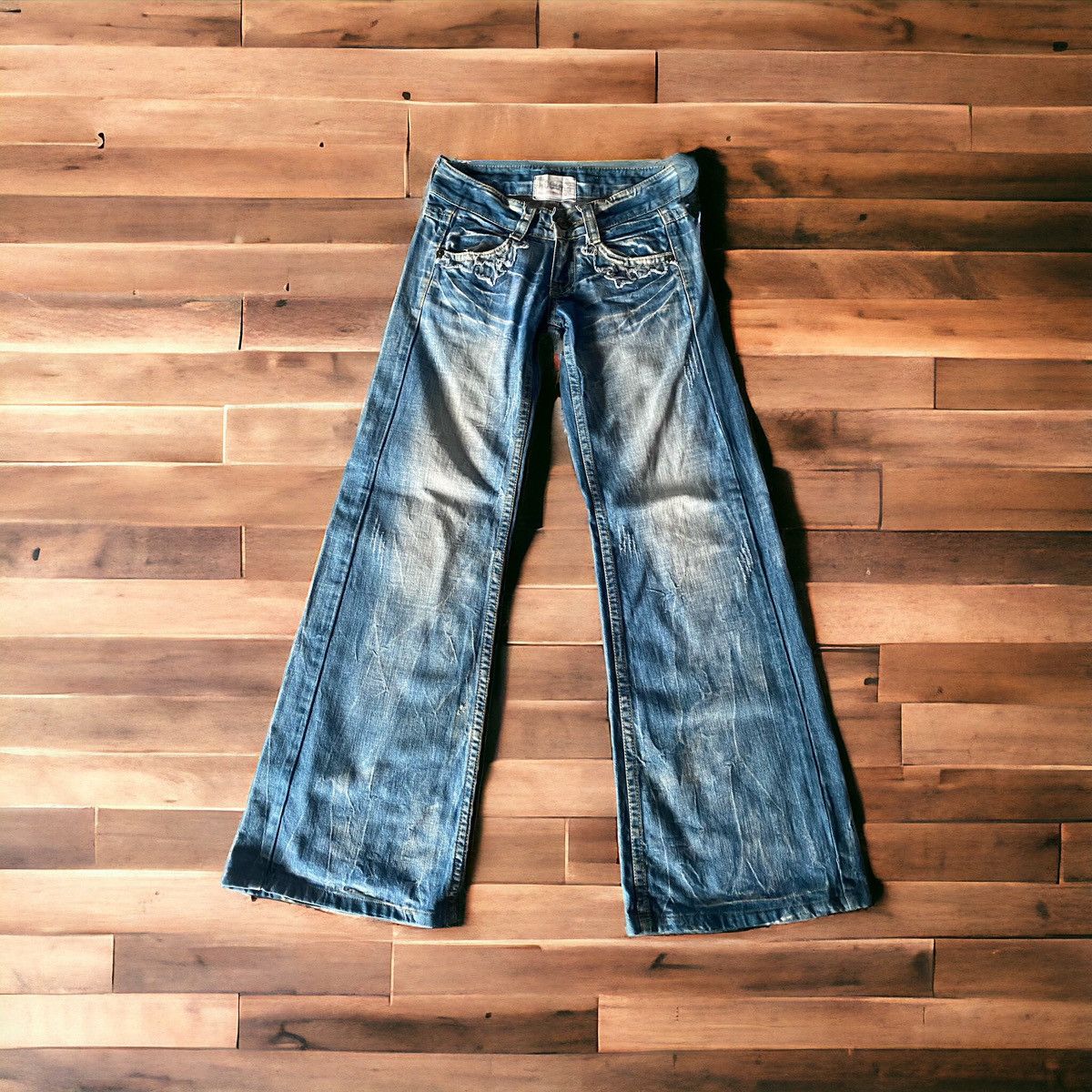image of If Six Was Nine x Le Grande Bleu L G B cook Jeans Super Flare Distressed Denim in Blue (Size 28)