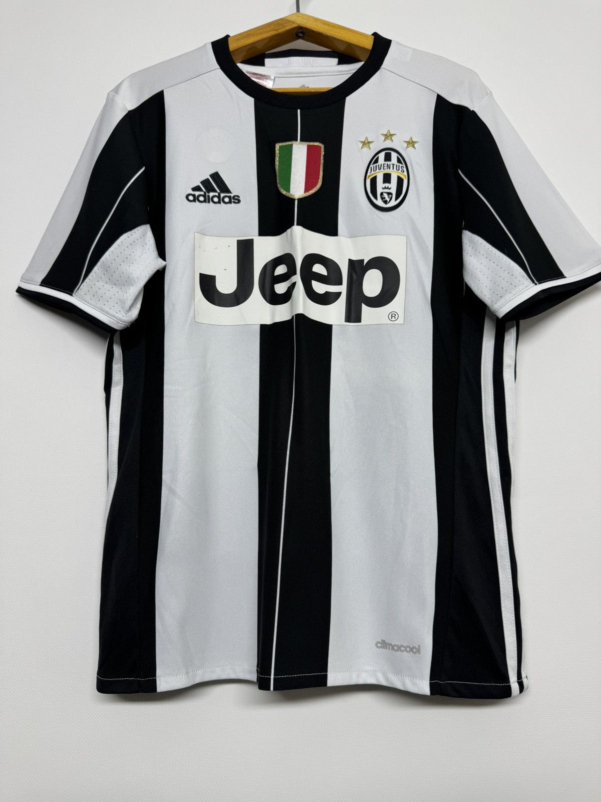 Adidas Vintage Nike Juventus Home Soccer Jersey Drill Rare Size US S / EU 44-46 / 1 - 9 Thumbnail