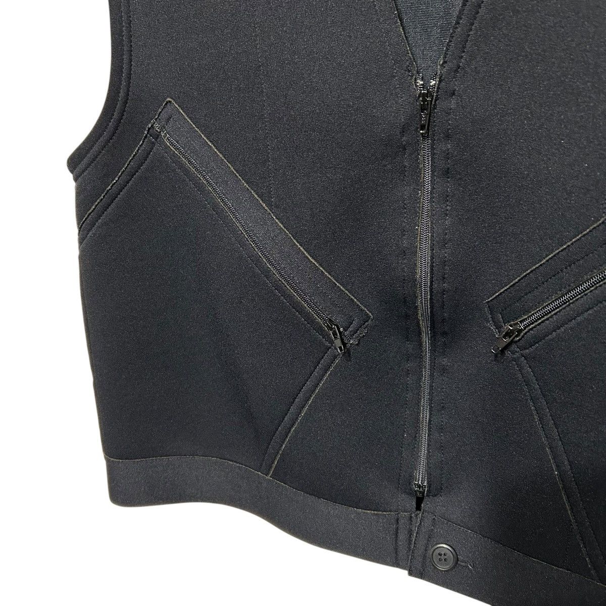 Yohji Yamamoto 715 Y's for men Yohji Yamamoto vest nylon bonded material Size US XXS / EU 40 - 12 Thumbnail