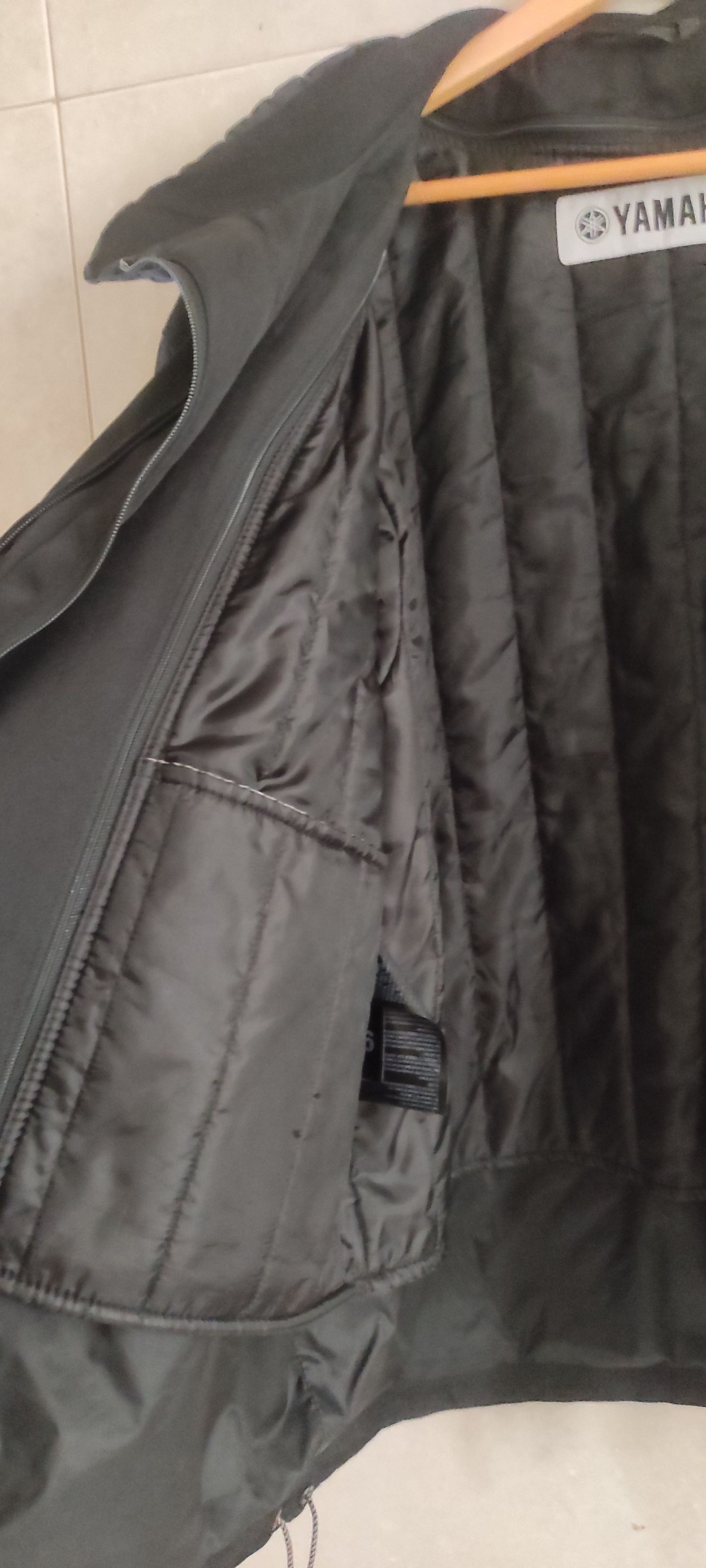 Vintage × Yamaha Vintage YAMAHA Racing Black Padded Moto Jacket Size US XL / EU 56 / 4 - 6 Thumbnail