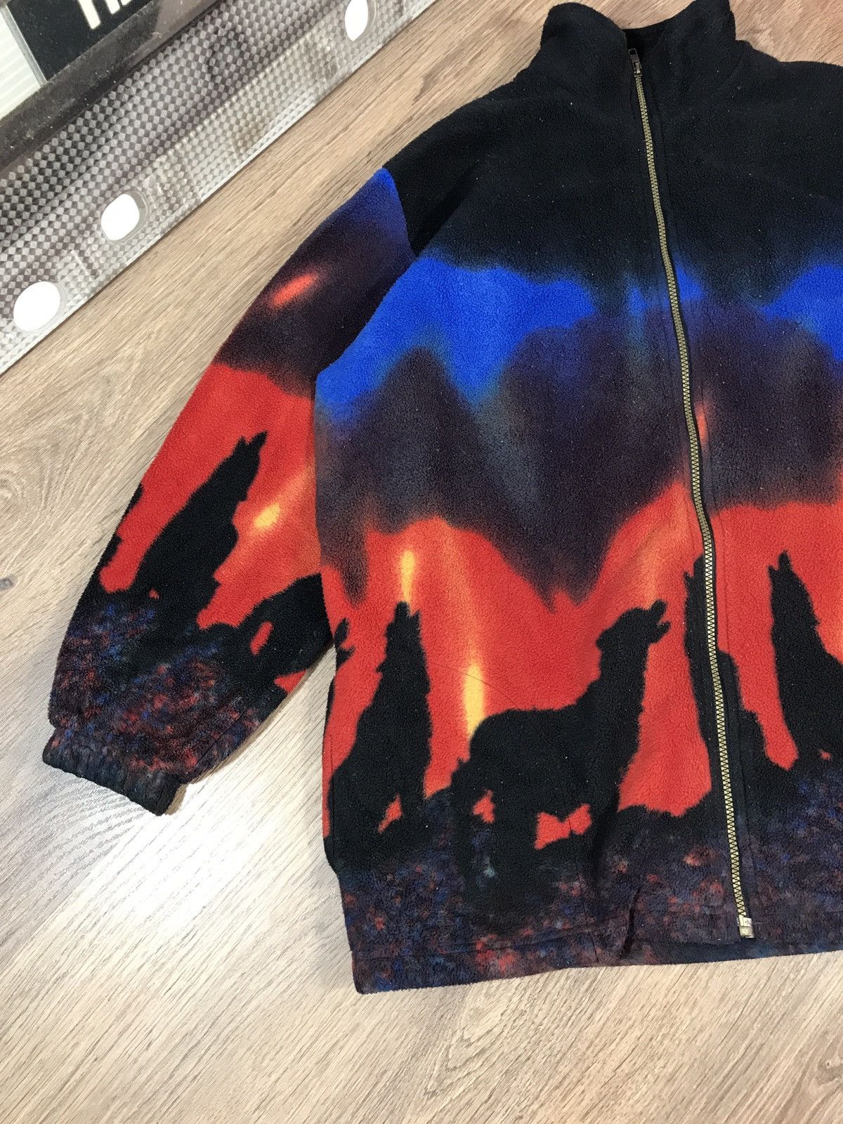 Vintage Jacques Lorant Wolf Animal Fleece Jacket Kanye West Style Size US XL / EU 56 / 4 - 2 Thumbnail