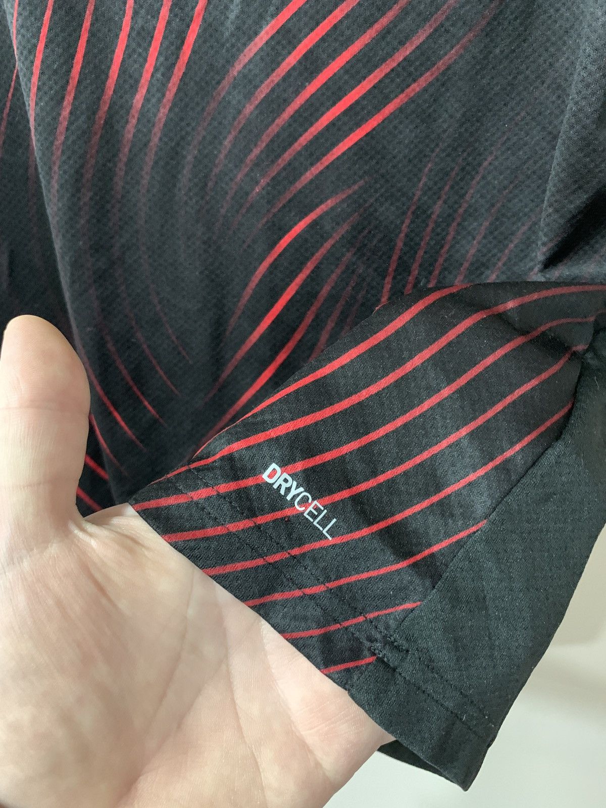 Puma AC Milan 2019 Third Football Shirt Puma Soccer Jersey Size M Size US M / EU 48-50 / 2 - 6 Thumbnail