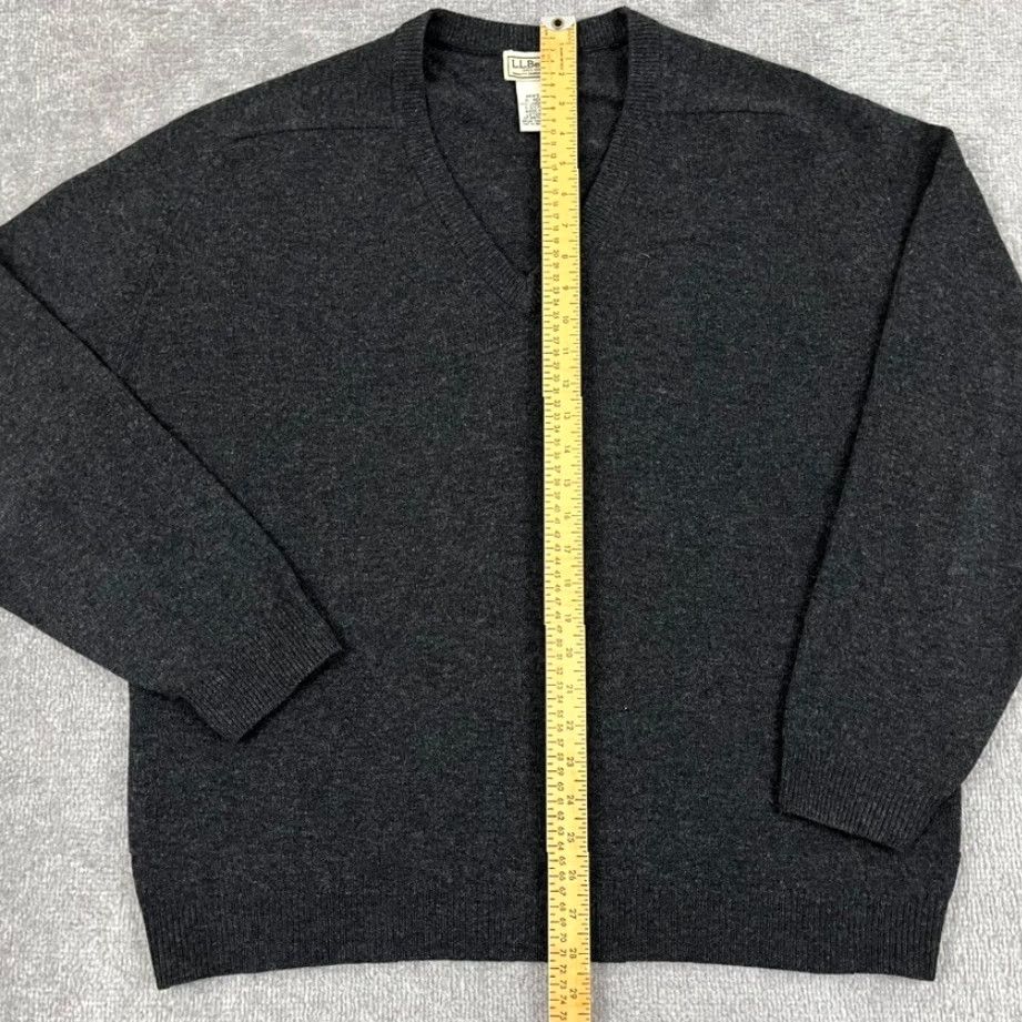 Vintage LL Bean Sweater Mens XL Gray Lambs Wool Knit Pullover V-Neck Long Sleeve Knit Style Pullover Outdoor Classic Wool Size US XL / EU 56 / 4 - 3 Thumbnail