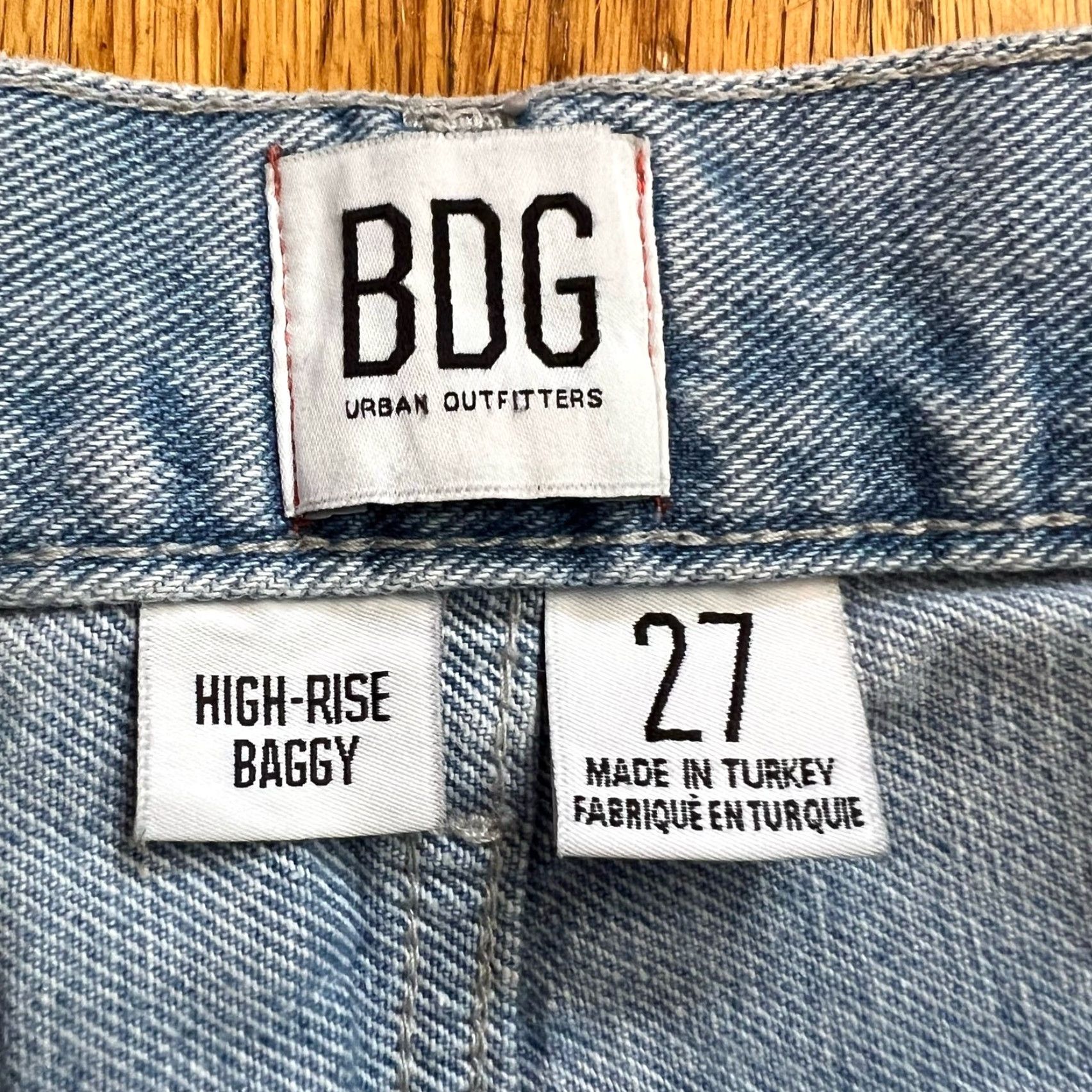 Bdg BDG Urban Outfitters Jeans Womens 27 High Rise Baggy Distressed Thrashed Denim Womens Jeans 27 Blue Size 27" / US 4 / IT 40 - 5 Thumbnail