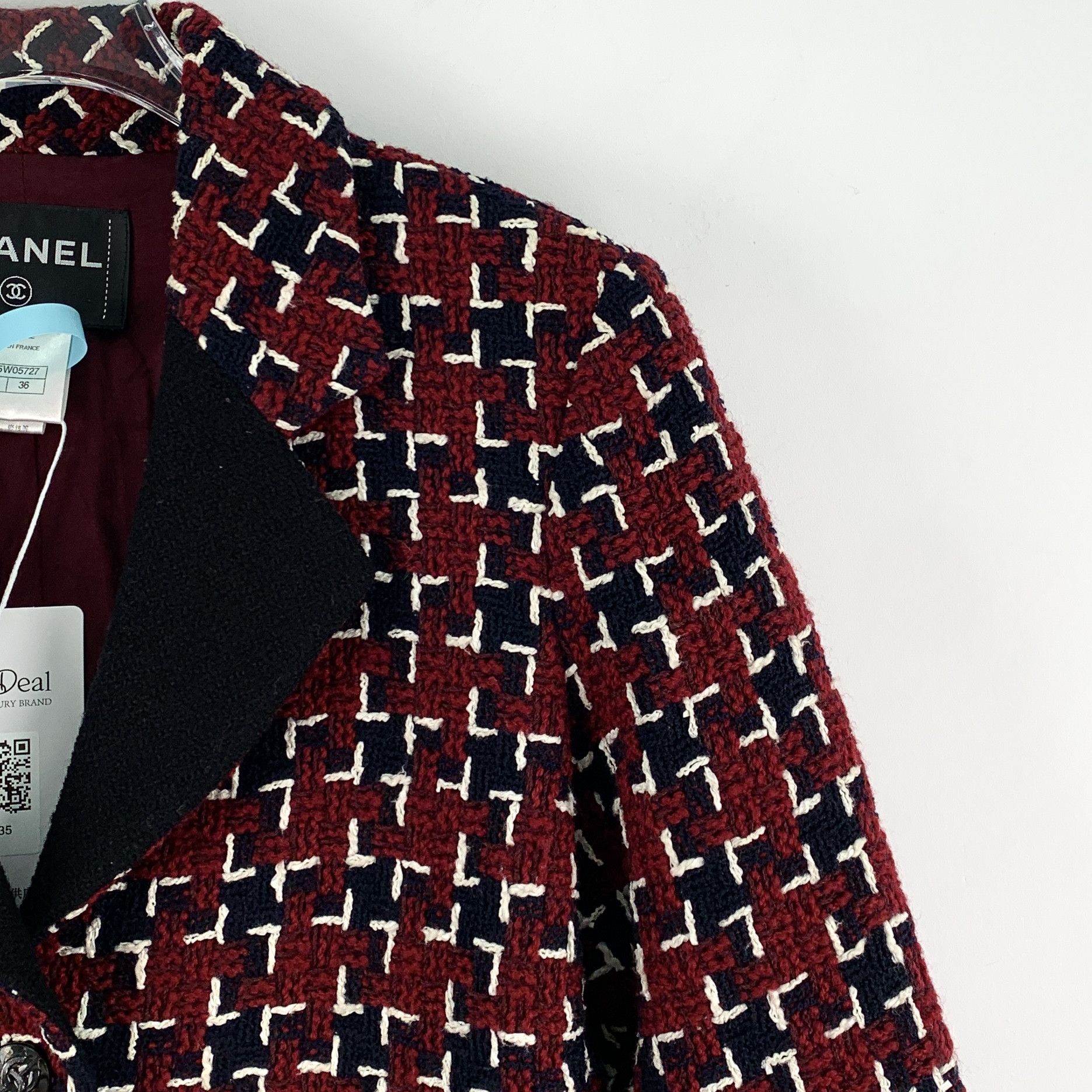 Chanel Chanel Wool Tweed Jacket Dark Red (36) Size S / US 4 / IT 40 - 3 Thumbnail