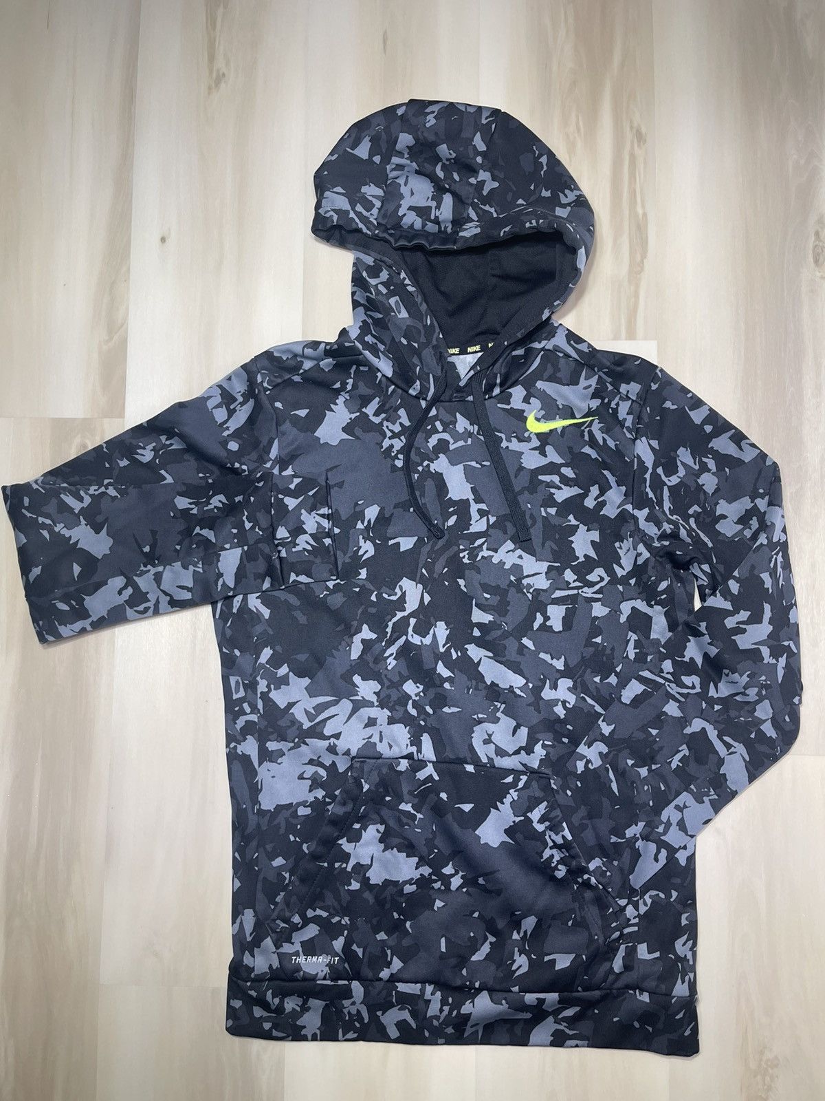 Nike Nike Hoodie Men’s S Camo Therma-Fit Pullover Athletic Swoosh Size US S / EU 44-46 / 1 - 1 Thumbnail