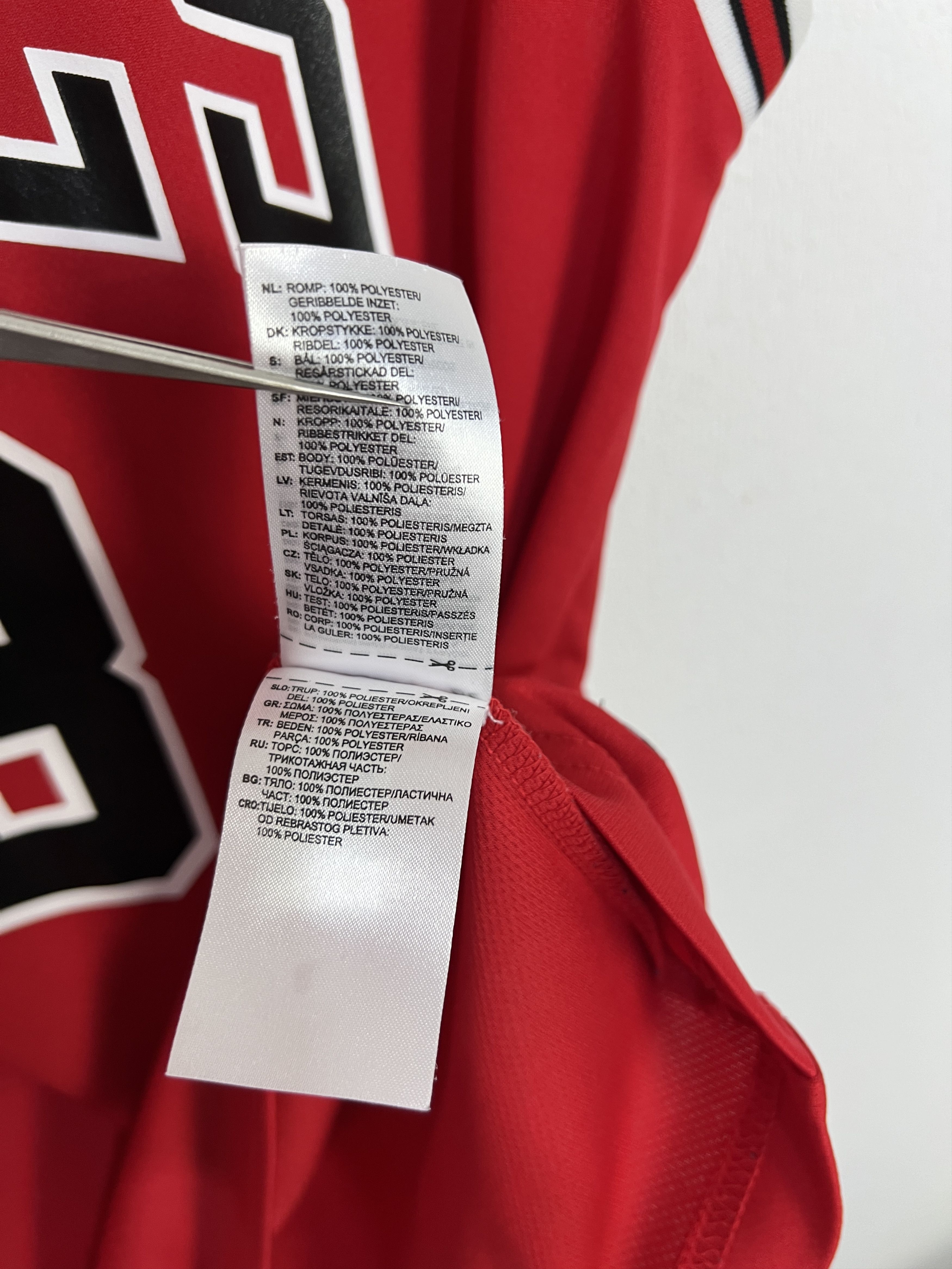 Adidas Vintage Adidas Chicago Bulls NBA #3 Wade Jersey Mens Shirt Size US S / EU 44-46 / 1 - 10 Thumbnail