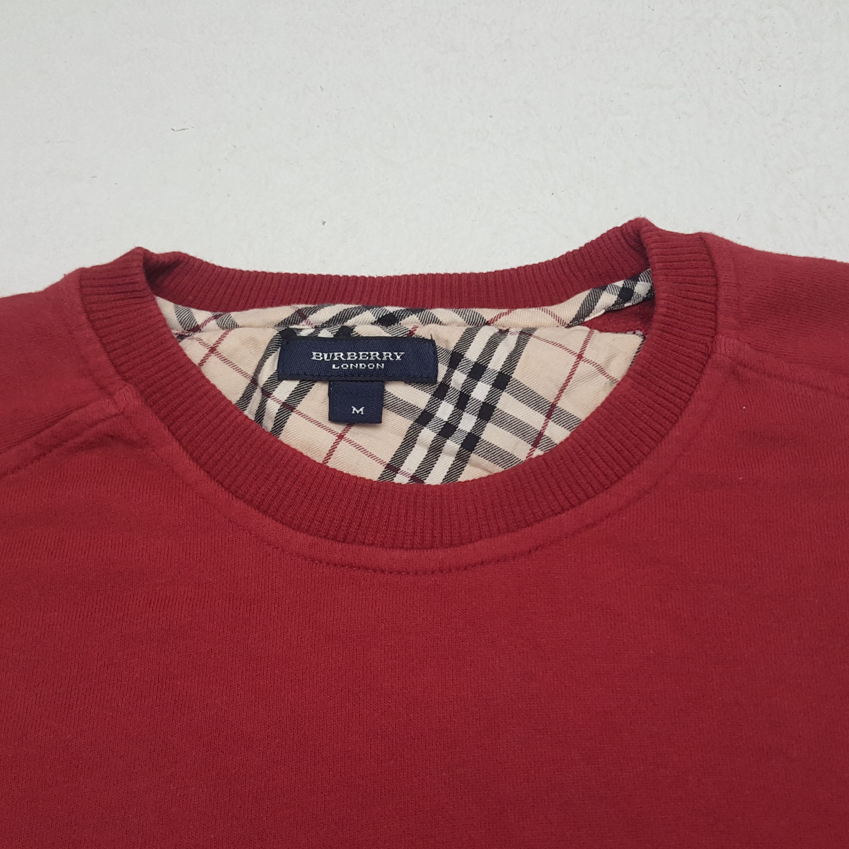 Burberry × Japanese Brand Vintage Burberry London Custom Spell Out Sweatshirt Size US M / EU 48-50 / 2 - 5 Thumbnail
