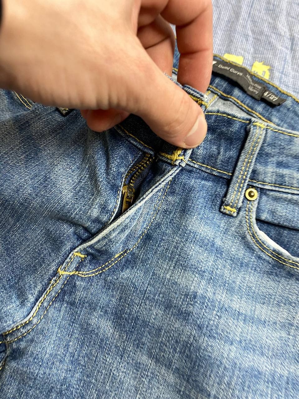 Levi's Levi’s jeans Size US 27 - 17 Thumbnail