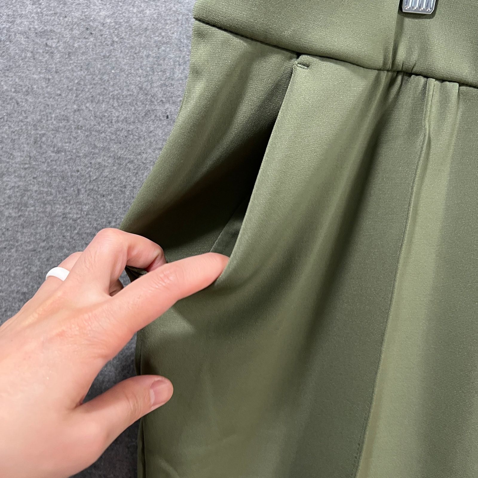Other Isaac Mizrahi Live! Superknit Skinny Ankle Pant Fresh Olive Size 36" / US 14 / IT 50 - 8 Thumbnail