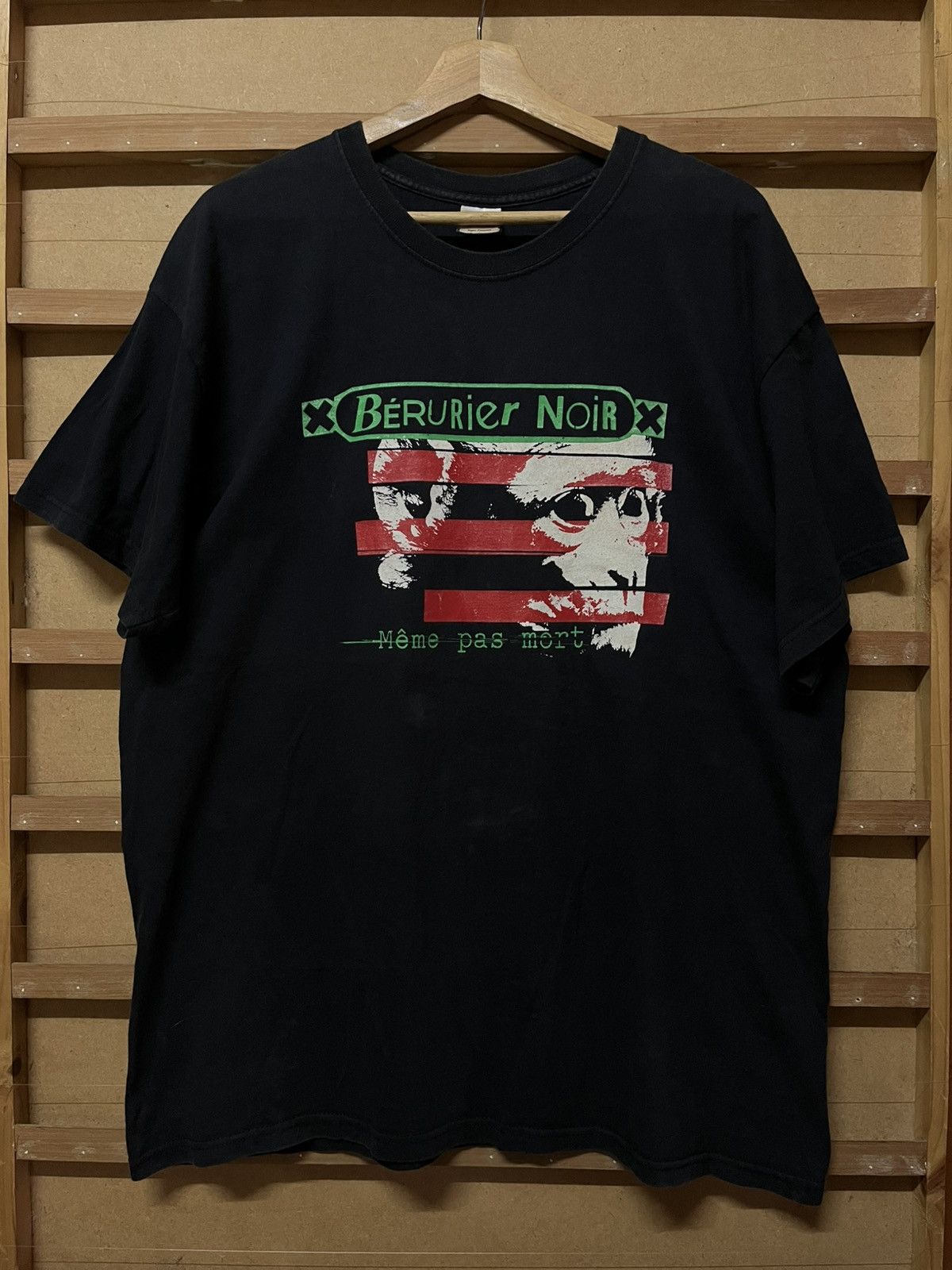 Band Tees Vintage Bérurier Noir “Même Pas Mort” T-Shirt Sz. XL Size US XL / EU 56 / 4 - 1 Thumbnail