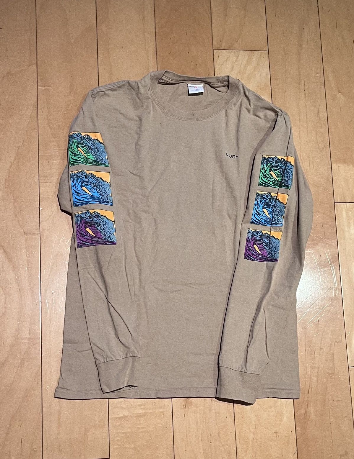 Noah Noah Tan Waves Long Sleeve Tee Medium Size US M / EU 48-50 / 2 - 1 Thumbnail