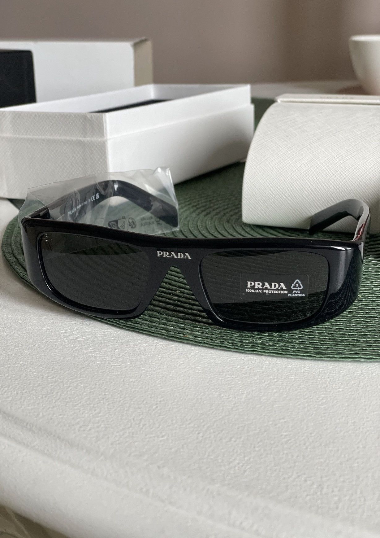 Prada × Streetwear × Vintage PRADA 2004 Logo Sunglasses SPR60E