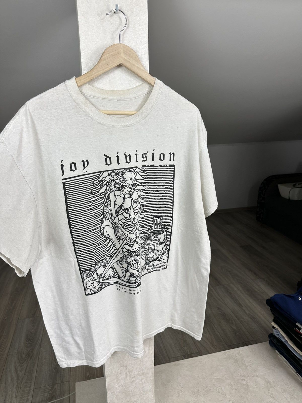 Band Tees Vintage Joy Division Band T Shirt Logo Size US XL / EU 56 / 4 - 3 Thumbnail