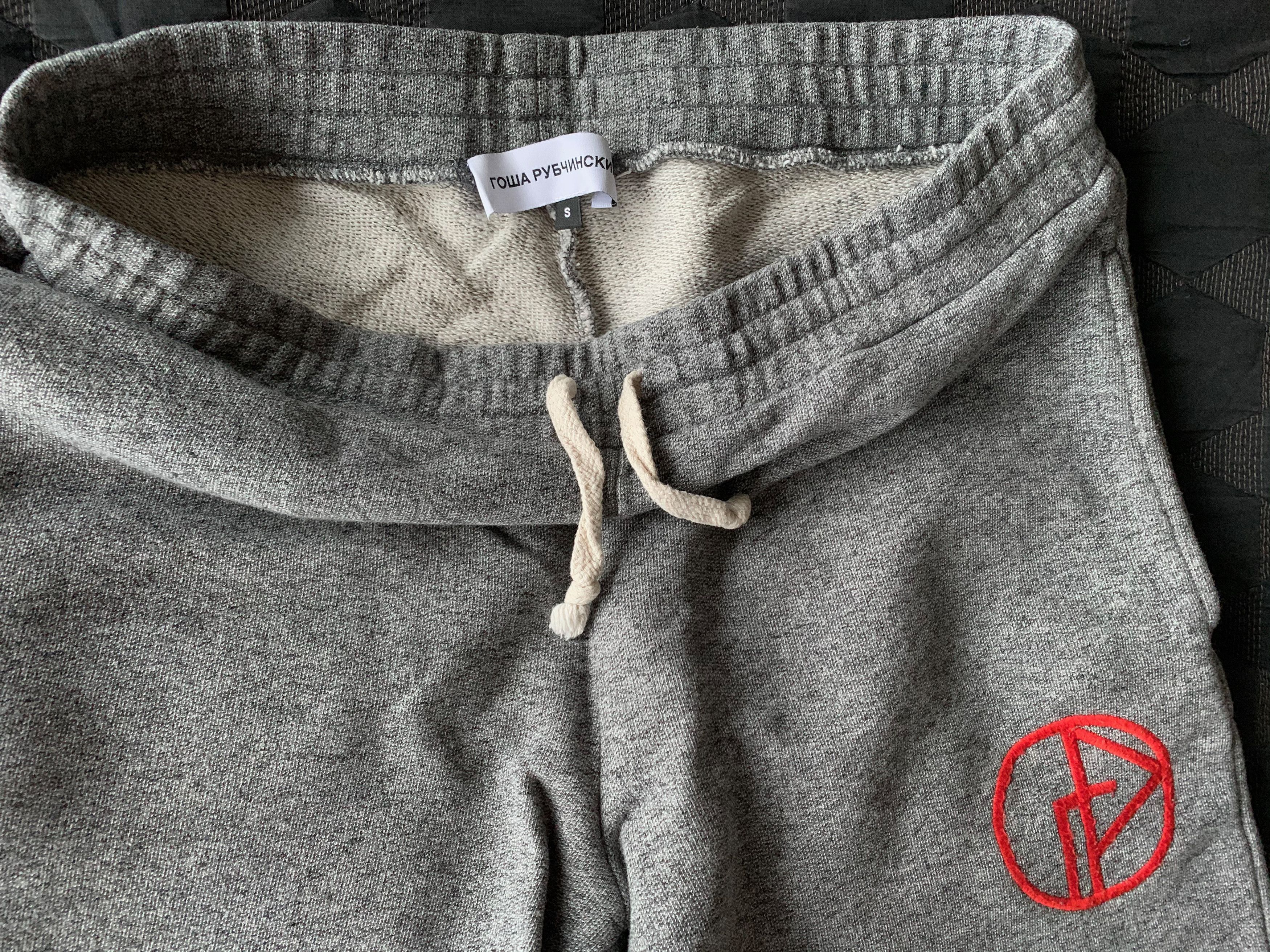 Gosha Rubchinskiy Gosha Rubchinskiy Embroidered Logo Jersey Shorts Size US 30 / EU 46 - 3 Thumbnail