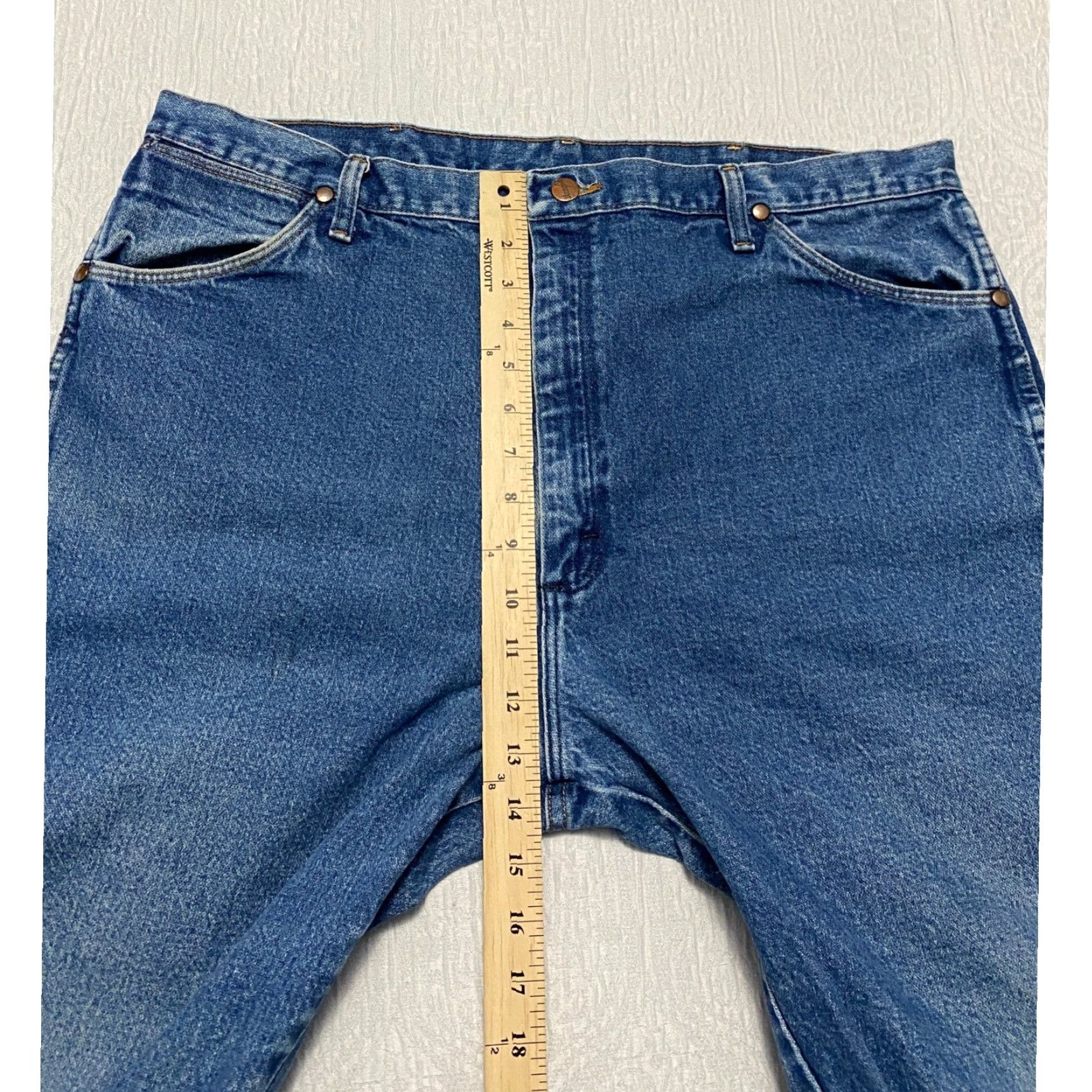 Wrangler Wrangler Cowboy Cut Western Jeans Men 40×32 Blue Denim Button Pockets 5-Pocket Cowboy Size US 40 / EU 56 - 6 Thumbnail