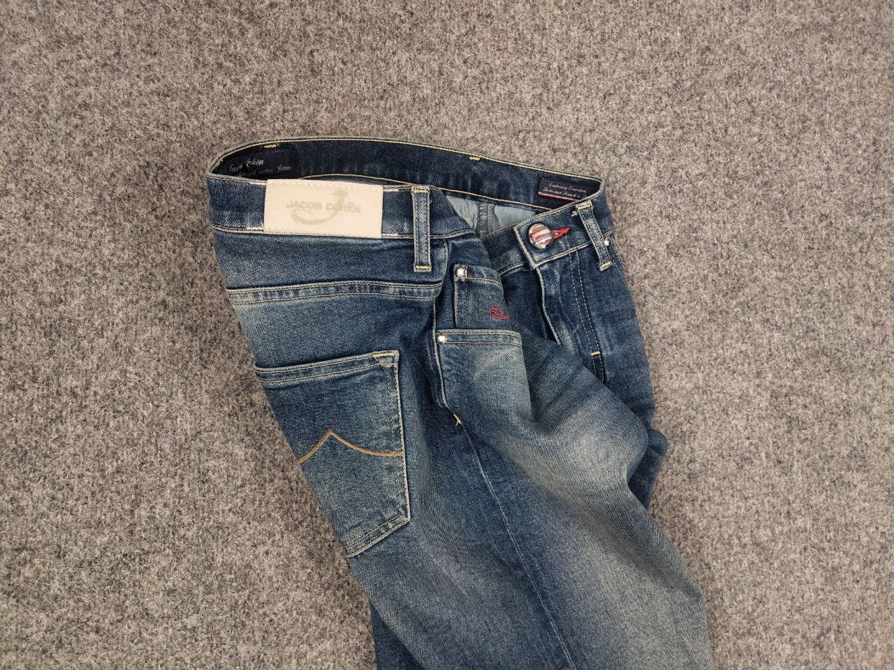 Jacob Cohen Jacob Cohen Italy Design Karen Perfact faded Denim Jeans Size 25" / US 0 / IT 36 - 10 Thumbnail