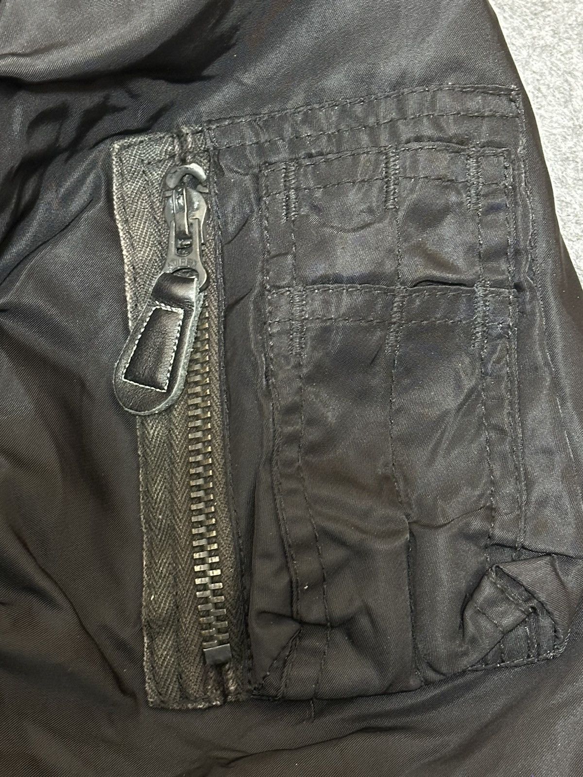 Avirex Avirex 75th FSG MA-1 Flight Jacket in black. Size US S / EU 44-46 / 1 - 13 Thumbnail