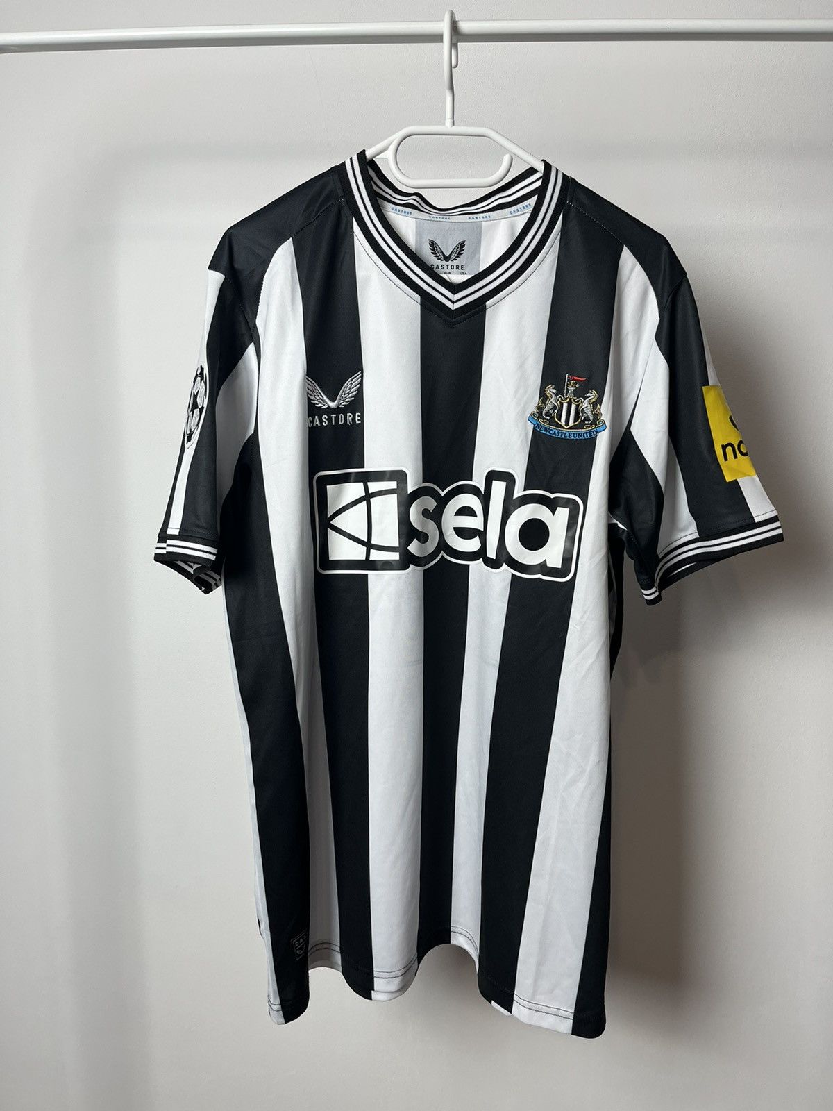 Castore Newcastle United Castore Soccer Jersey L Size US L / EU 52-54 / 3 - 1 Thumbnail
