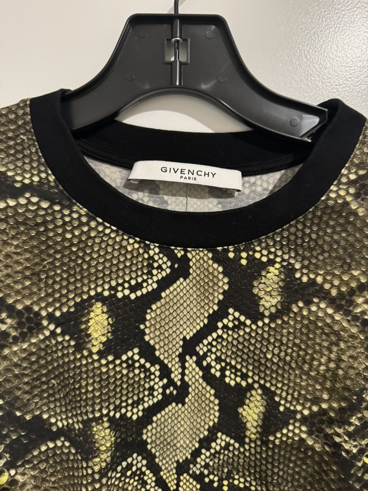 Givenchy Givenchy Men's Snakeskin Print T-shirt Size US XS / EU 42 / 0 - 3 Thumbnail
