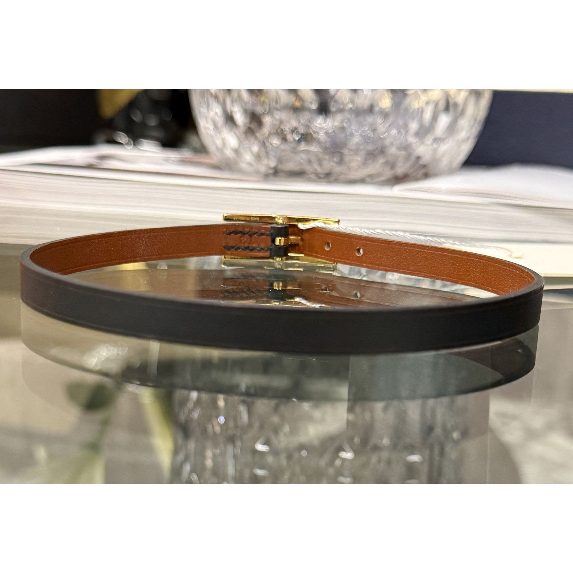 Hermes Hermès Black & Tan Reversible Leather Bracelet With Gold-Pla Size ONE SIZE - 2 Thumbnail