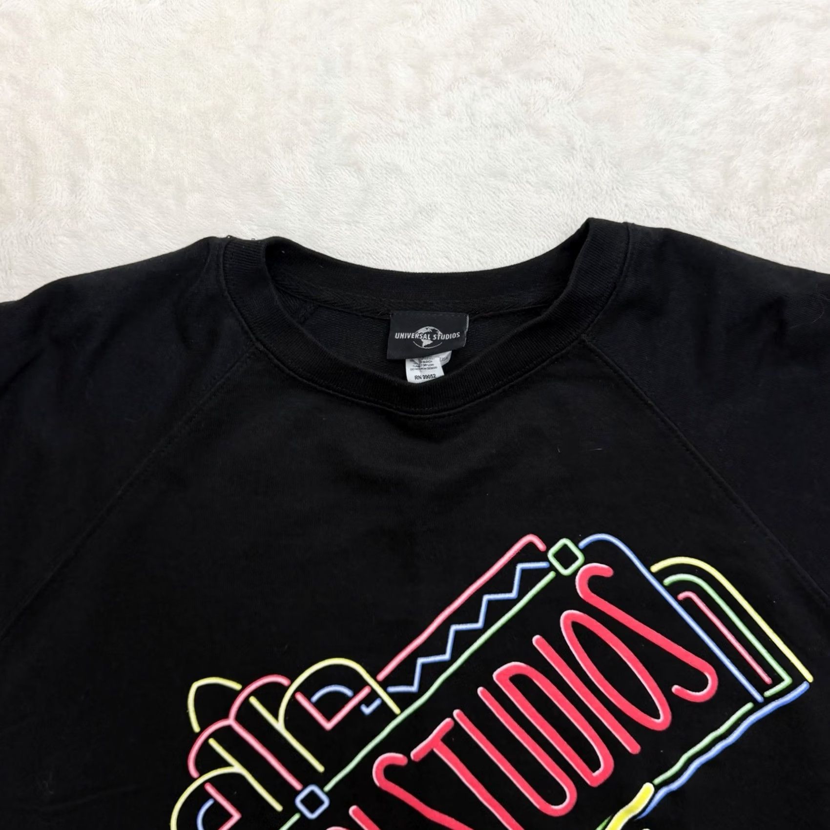 Vintage Universal Studios Sweatshirt Mens 2XL Black Neon Graphic Fleece Pullover Shirt Size US XXL / EU 58 / 5 - 3 Thumbnail