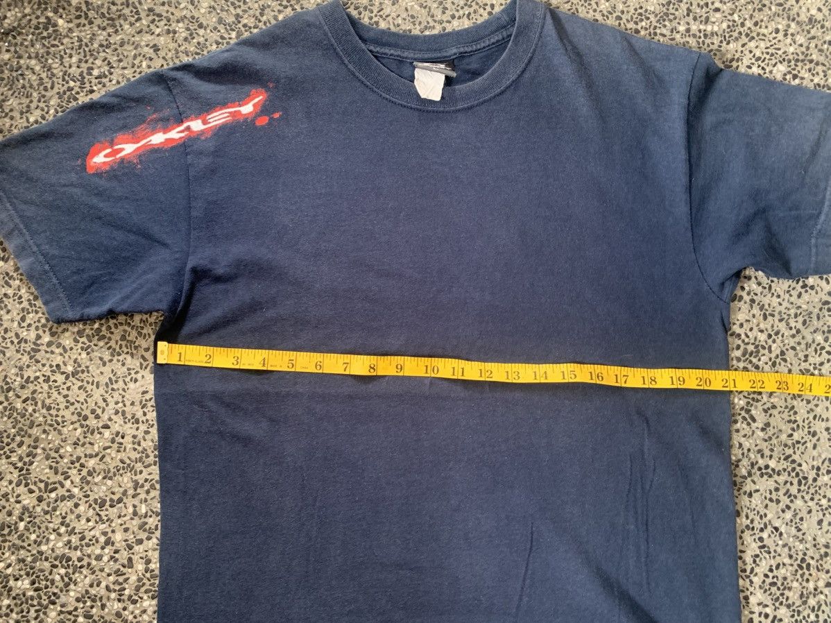 Oakley Vintage Oakley T shirt Size US L / EU 52-54 / 3 - 7 Thumbnail