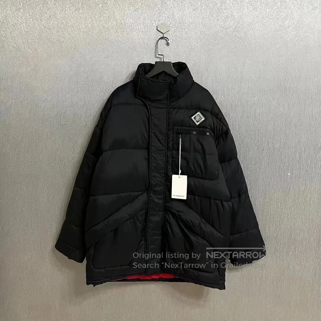 Givenchy givenchy logo padded jacket with detachable hood. Size US M / EU 48-50 / 2 - 1 Thumbnail