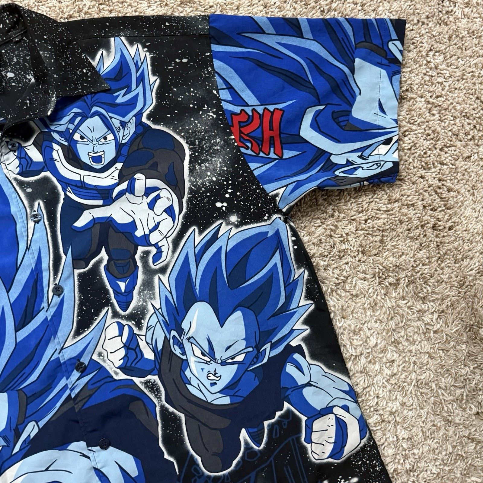 Vintage Vintage 2001 Dragon Ball Z Goku Super Saiyan Button Up Shirt Size US XL / EU 56 / 4 - 2 Thumbnail