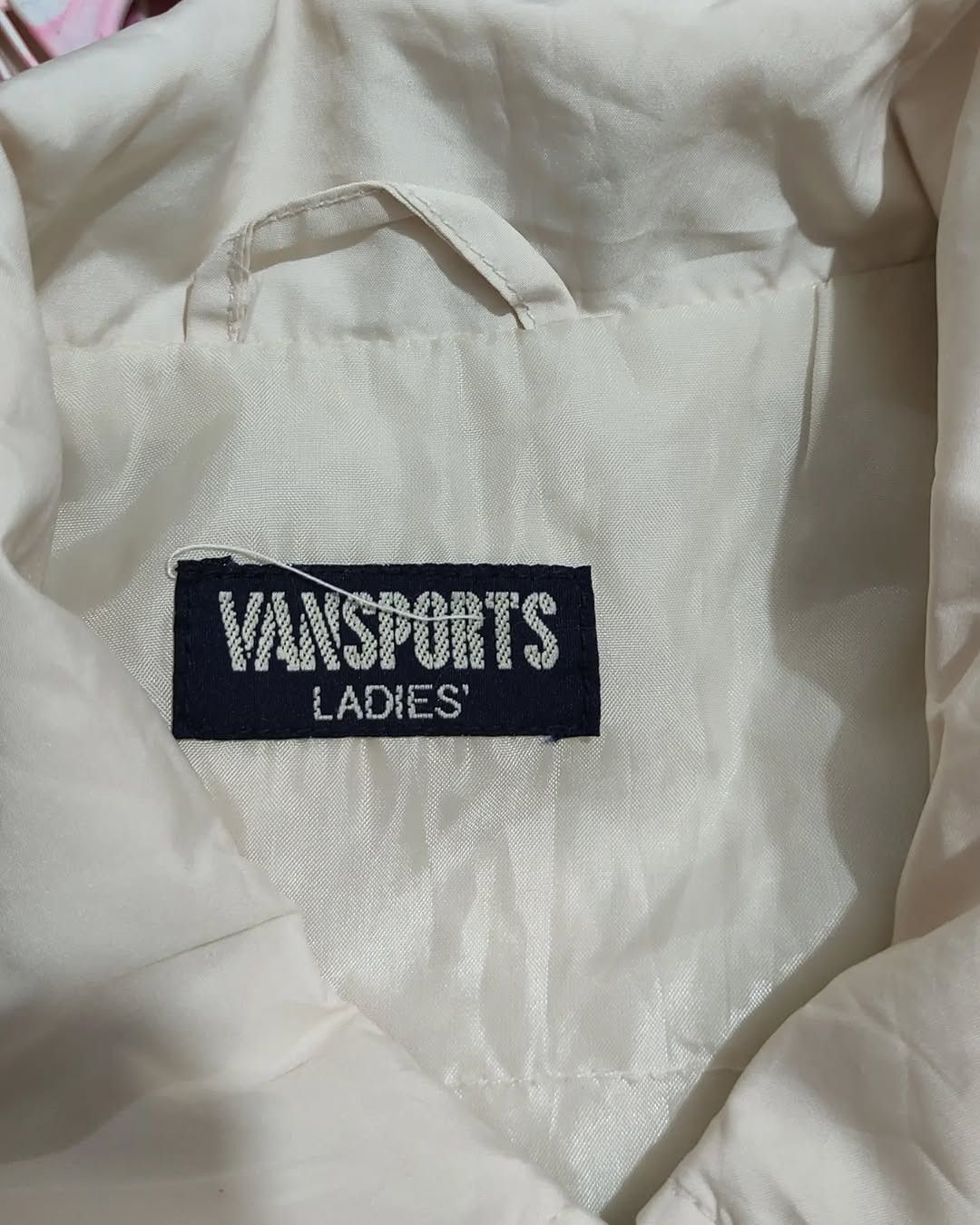Japanese Brand Japanese Archive Vansport spell out logo windbreaker Size L / US 10 / IT 46 - 6 Thumbnail