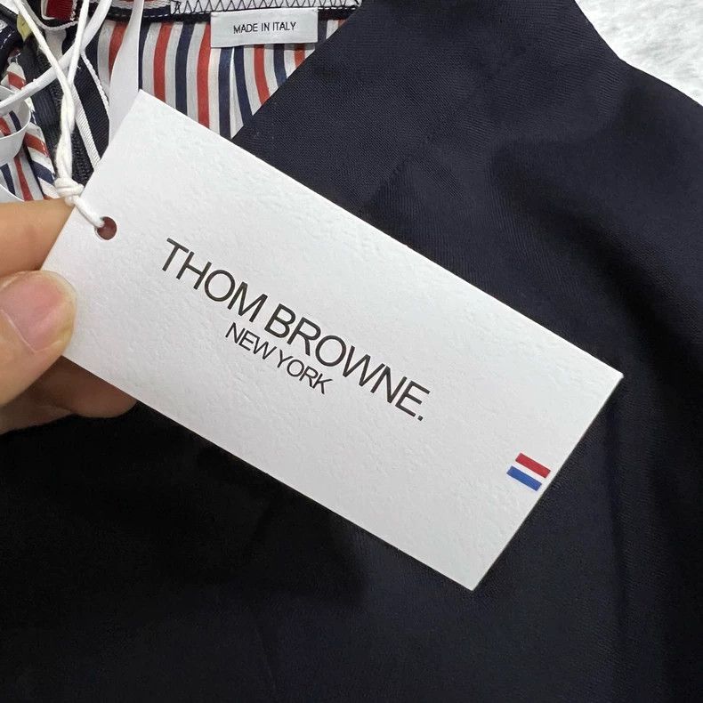 Thom Browne Thom Browne Dark blue long pleated skirt 2506-Nextarrow Size 26" / US 2 / IT 38 - 3 Thumbnail