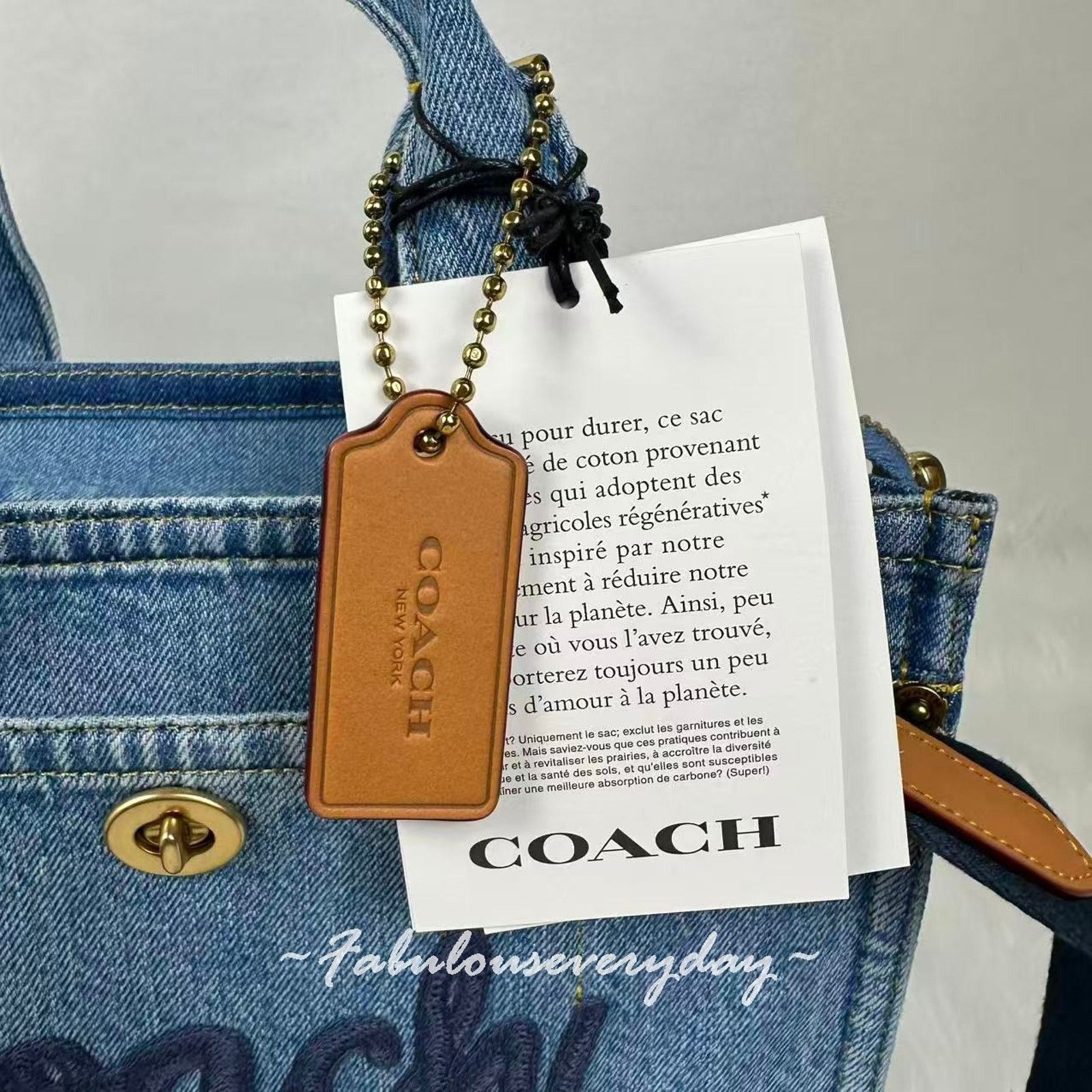 Coach COACH Cargo Tote Bag 26 Crossbody In Denim/Gold/Denim Size ONE SIZE - 6 Thumbnail