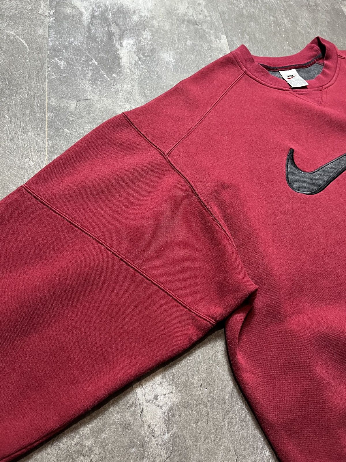 Nike Vintage Nike Sweatshirt Big Logo Swoosh Crewneck 90s Red Y2K Size US S / EU 44-46 / 1 - 4 Thumbnail