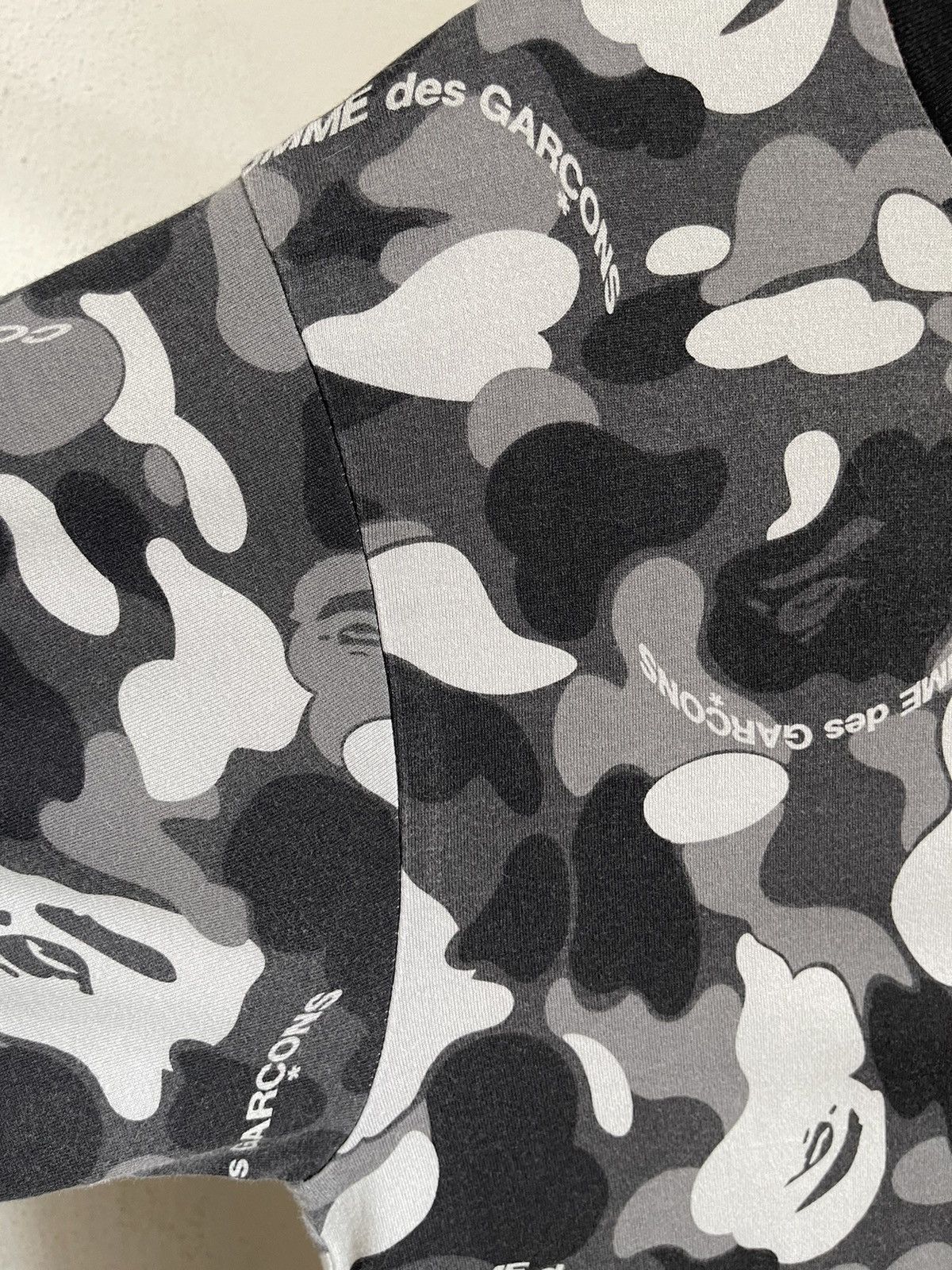 Bape × Comme des Garcons Bape Comme Des Garcons Camo Osaka Exclusive T Shirt Size US XL / EU 56 / 4 - 4 Thumbnail